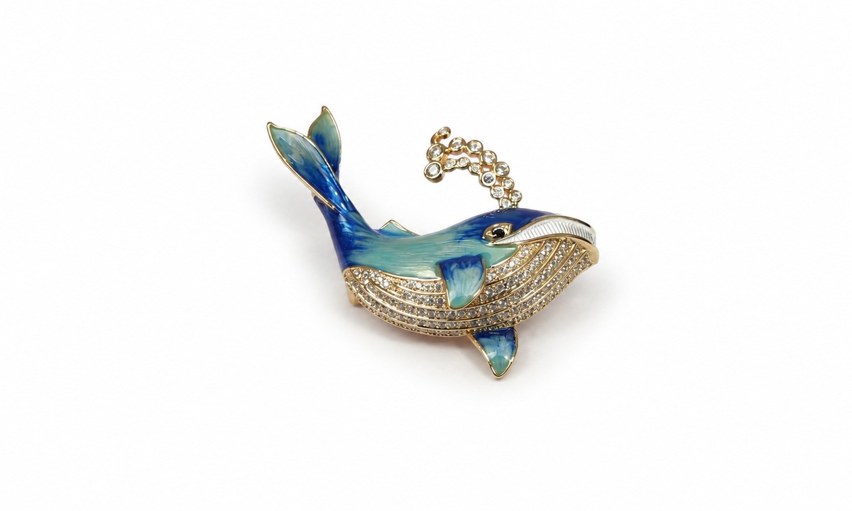 Decorative Whale Shaped Fashion Brooch Accessory