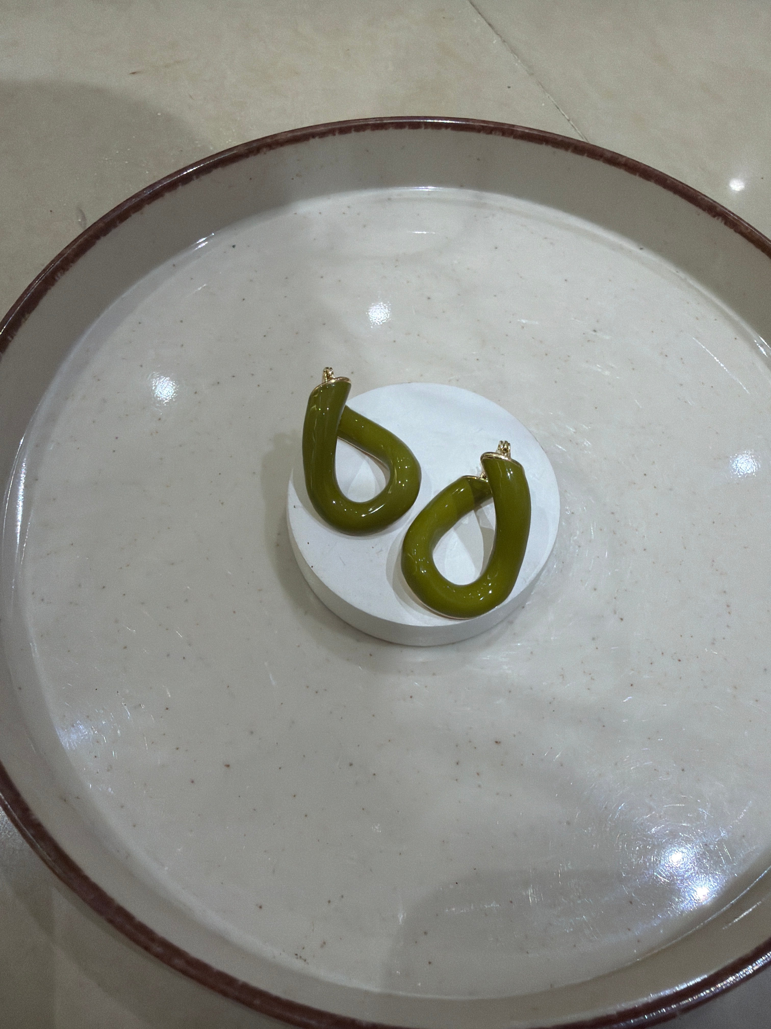 Olive Bloom