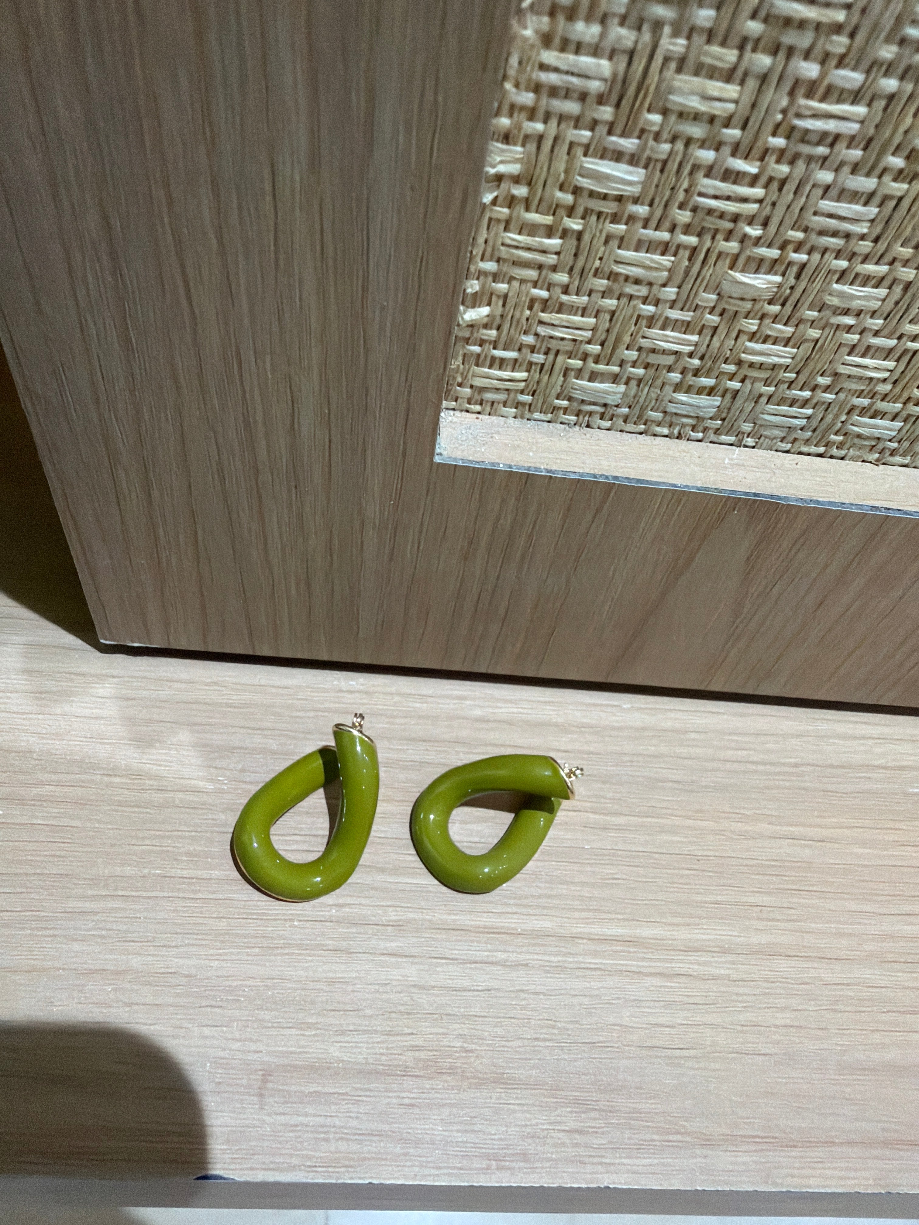 Olive Bloom