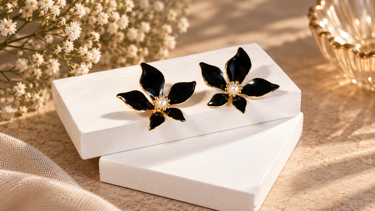 Noir Eccestra Bloom