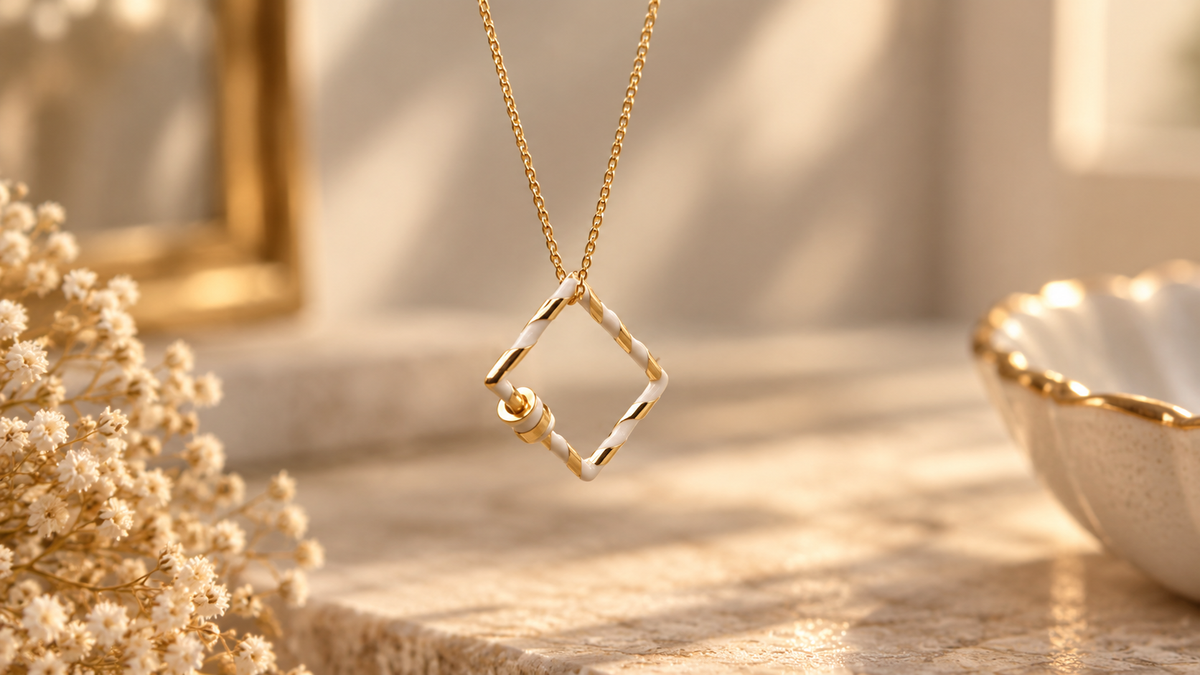 Candy Link Necklace white
