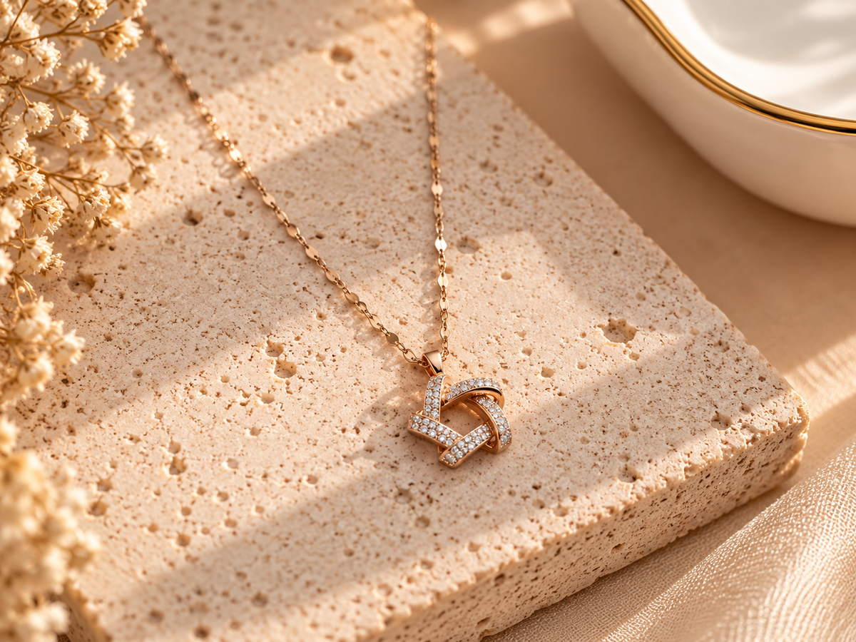 Elegant Geometric Pendant Necklace Accessory