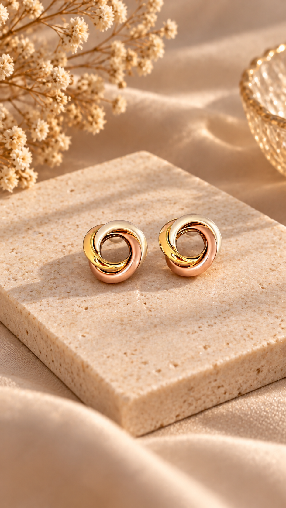 Shang-Chi Stud Earrings