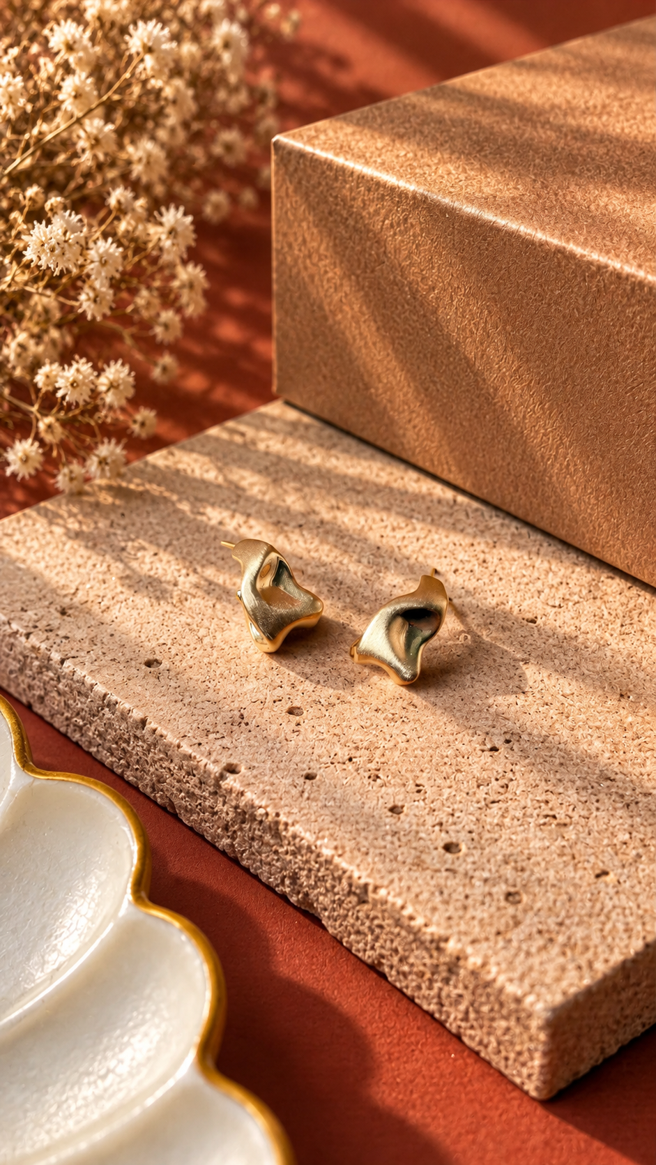 Elegant Sculptural Stud Earrings for Women