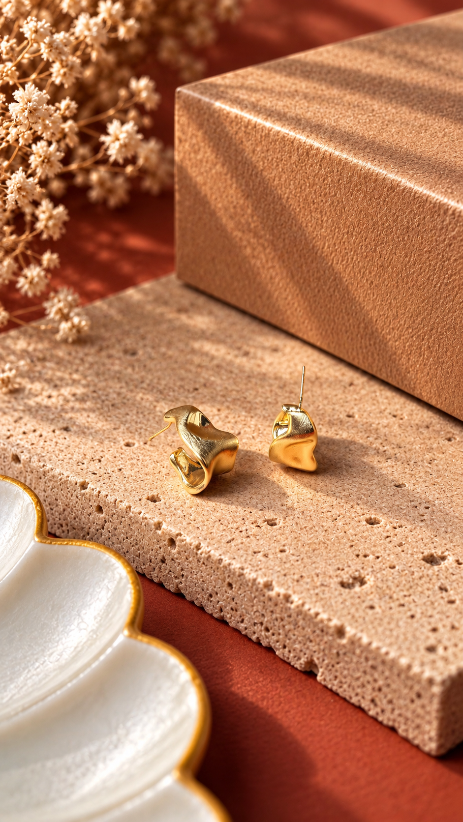 Elegant Sculptural Stud Earrings for Women