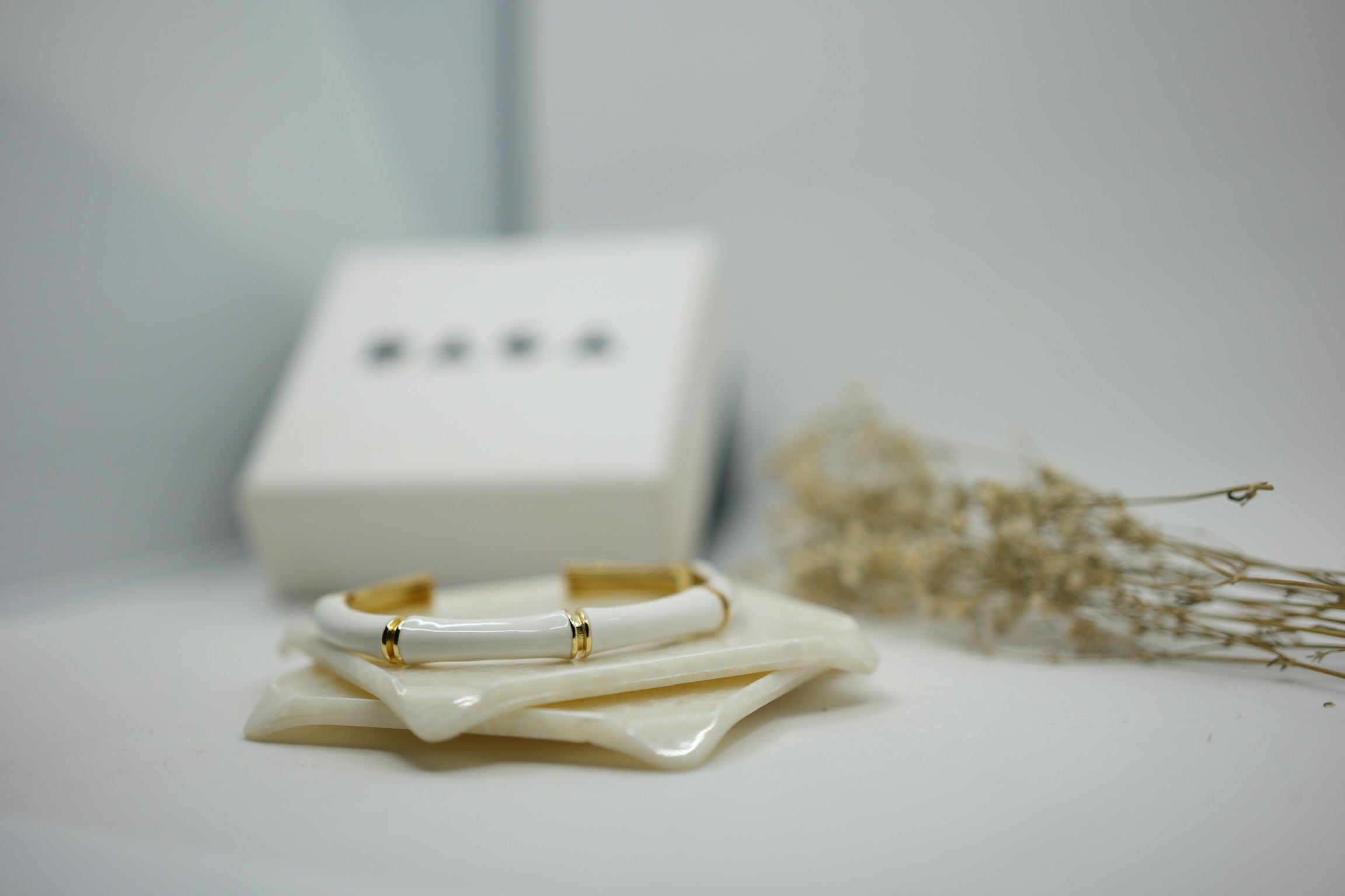 Stainless steel Thick band style  cuff