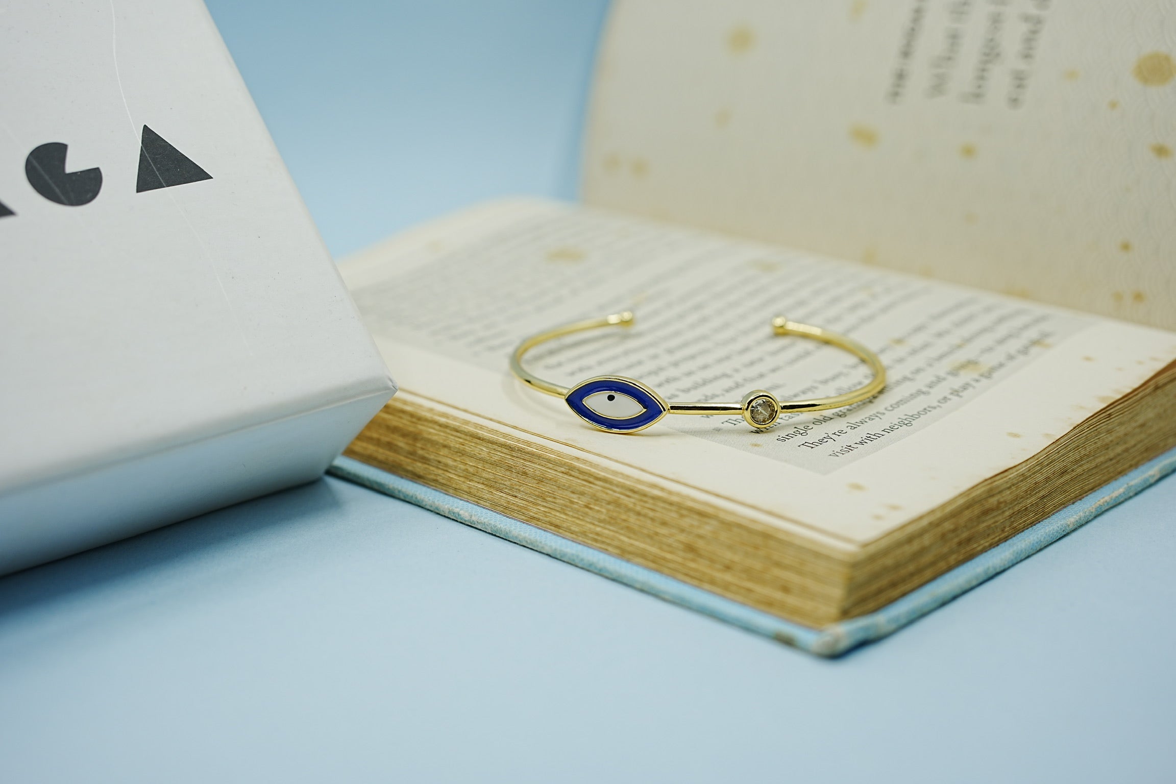 Stainless Steel Oval evileye cuff