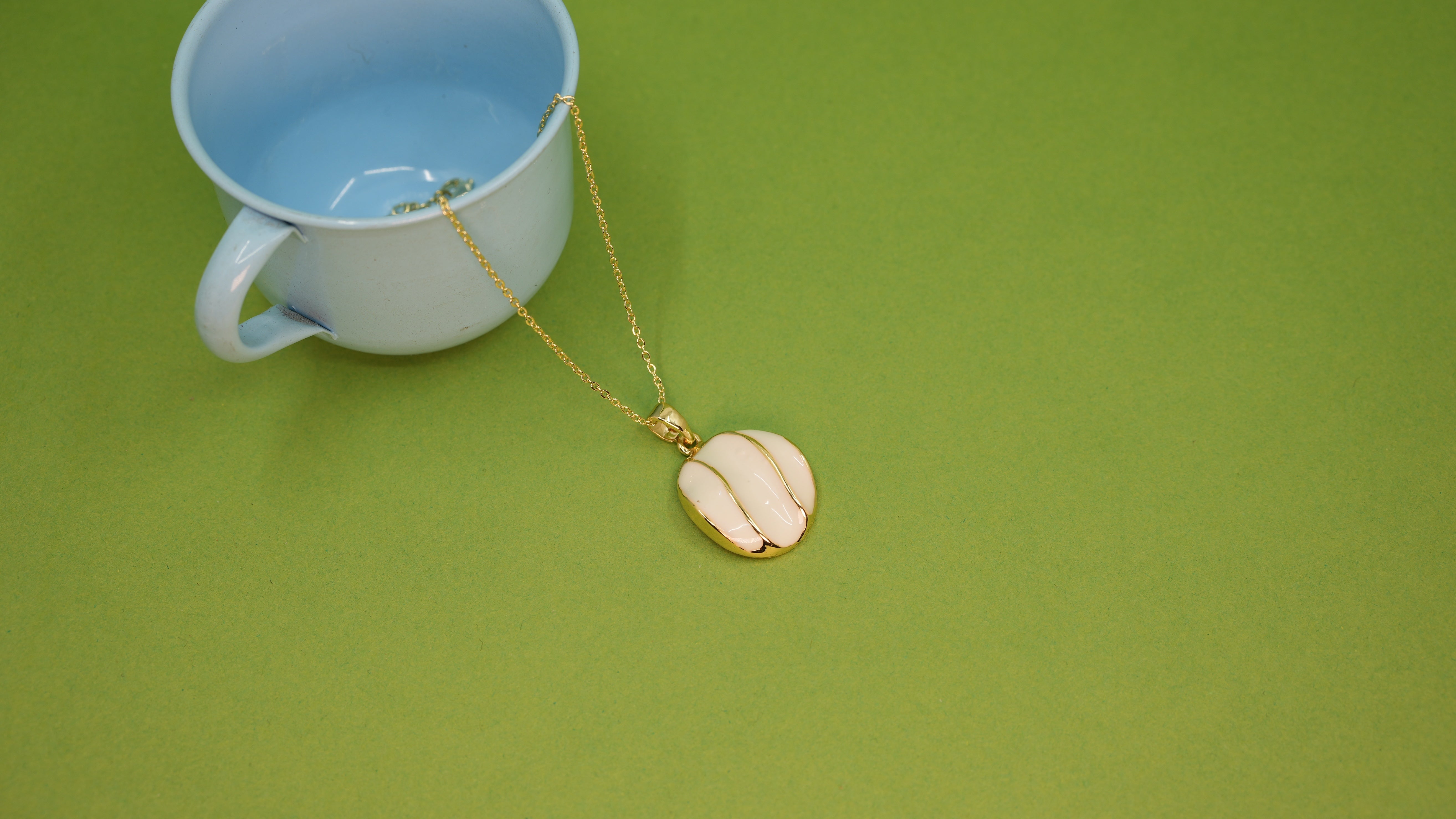 Echo Lines Enamel Necklace White