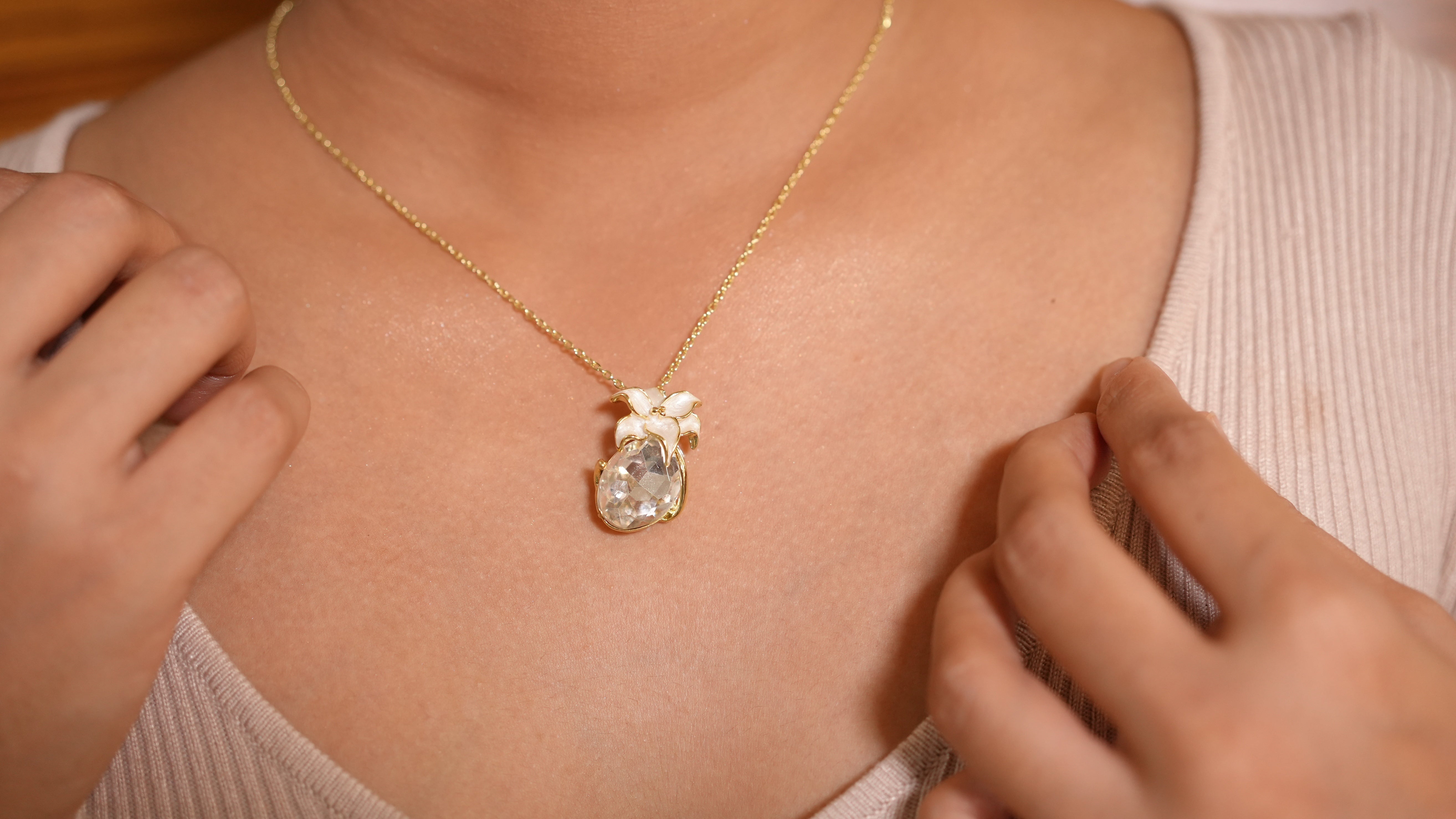 Floral Fusion Enamel Necklace White
