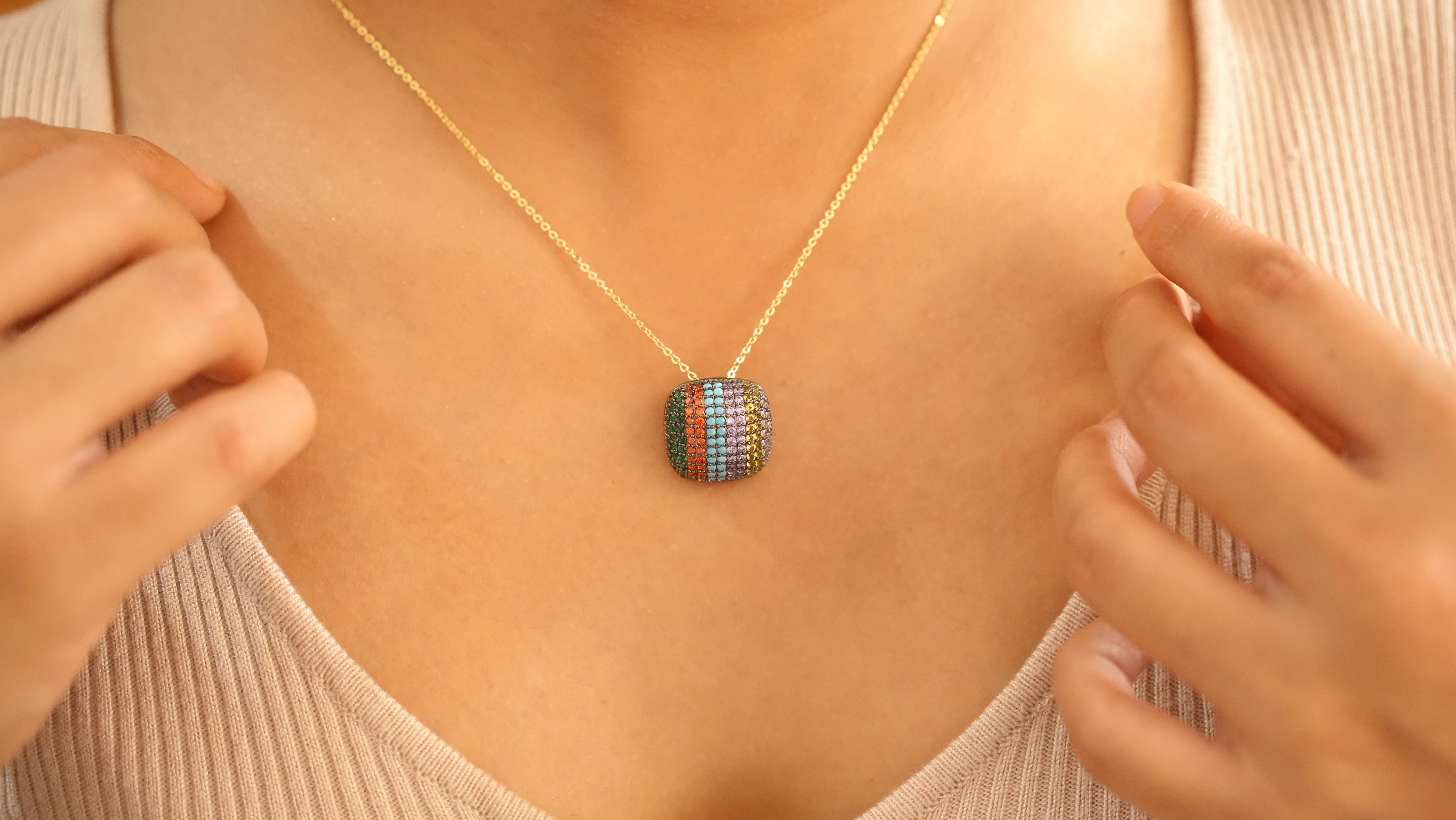 Geometric Spark Necklace multi