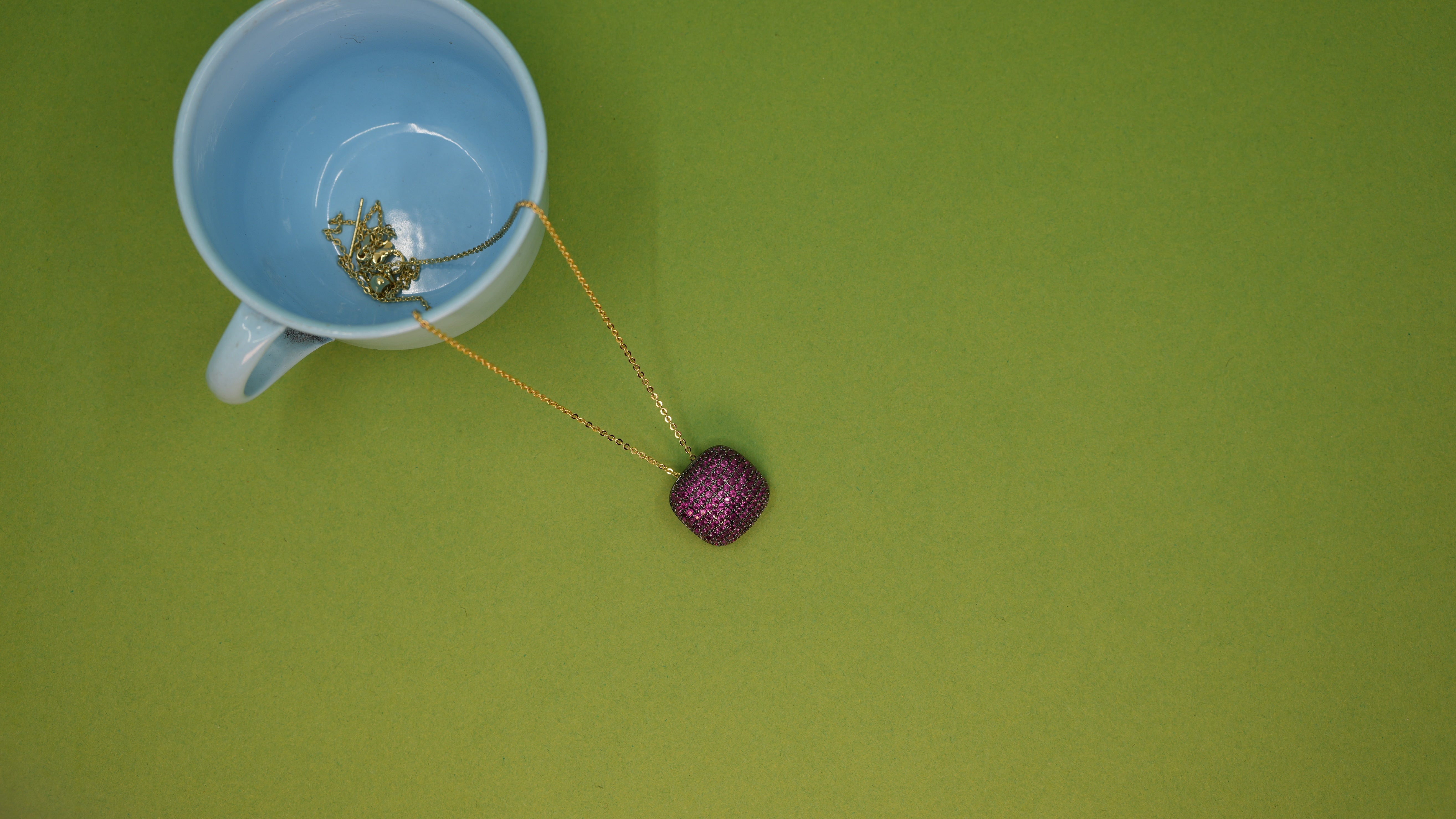 Geometric Spark Necklace Pink