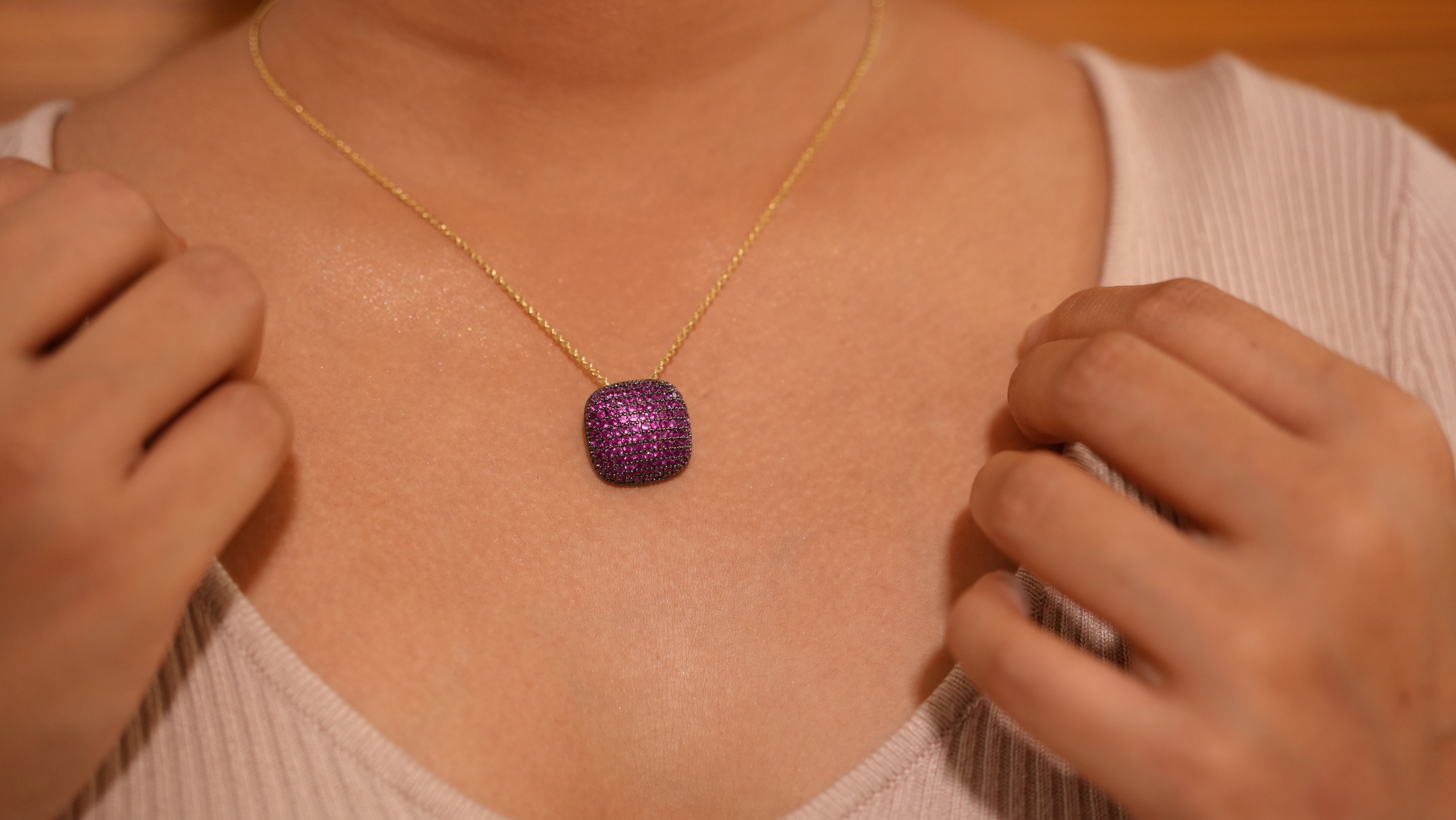 Geometric Spark Necklace Pink