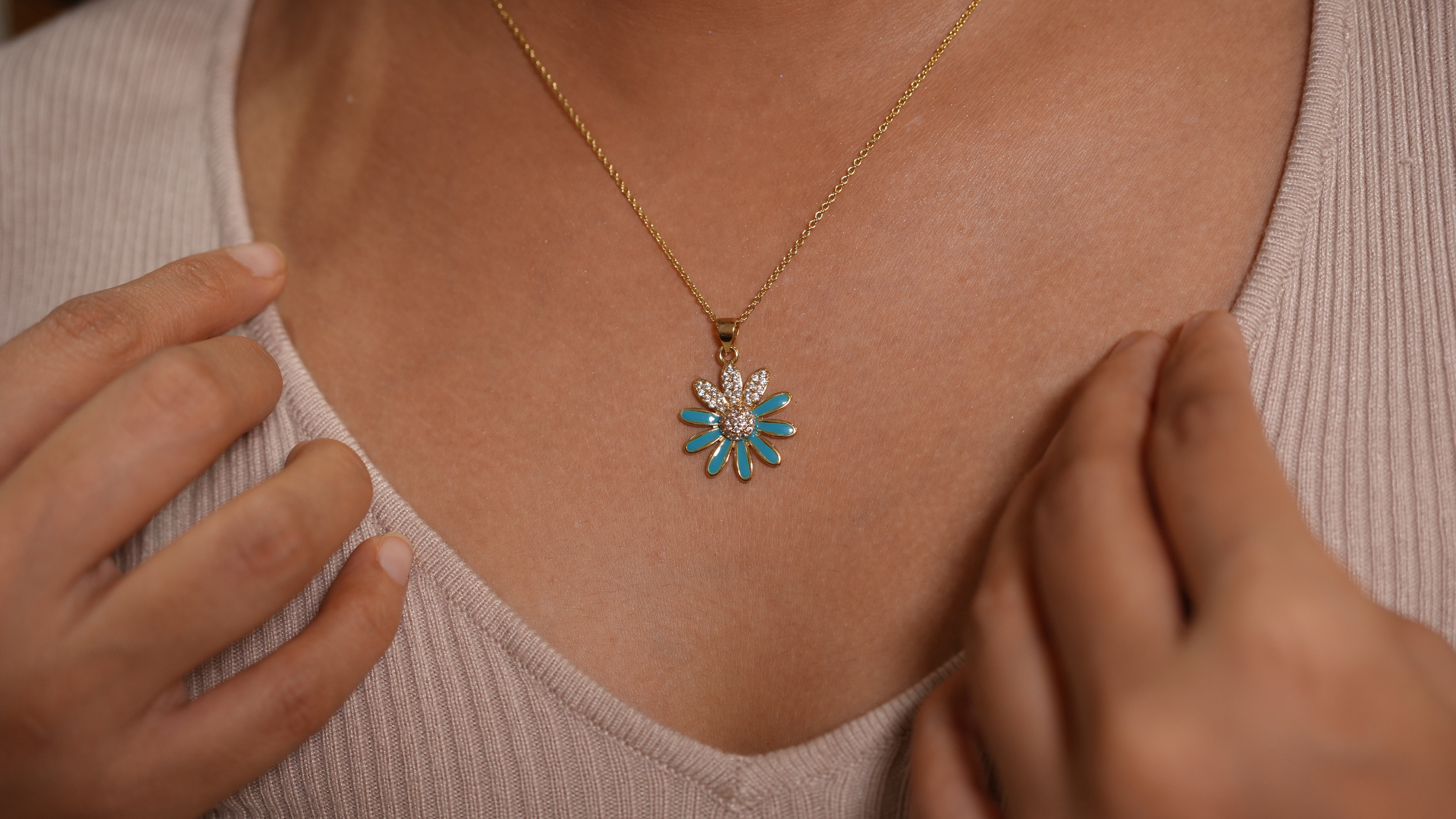 Sunny Bloom Blue Necklace