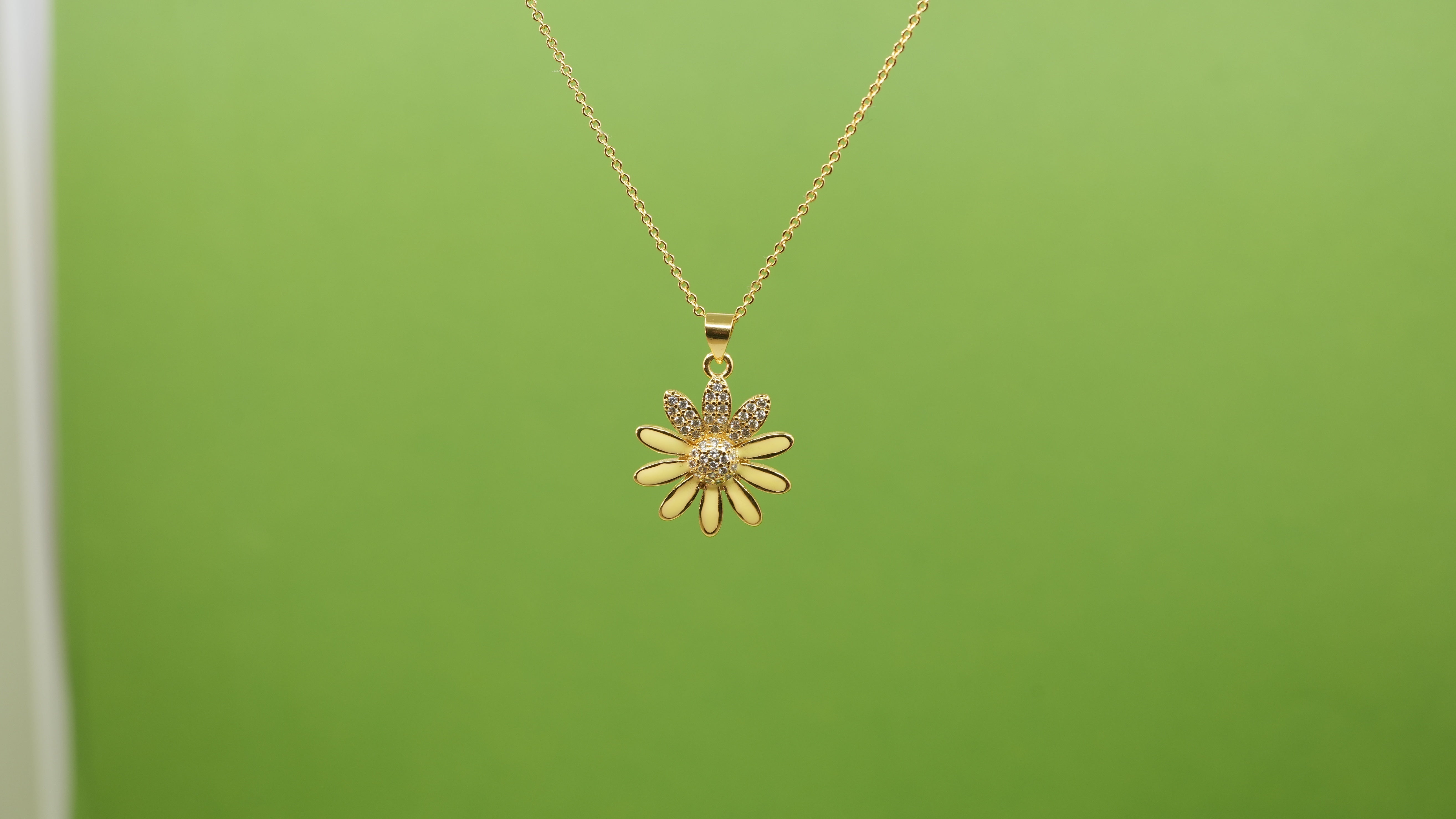 Sunny Bloom Necklace