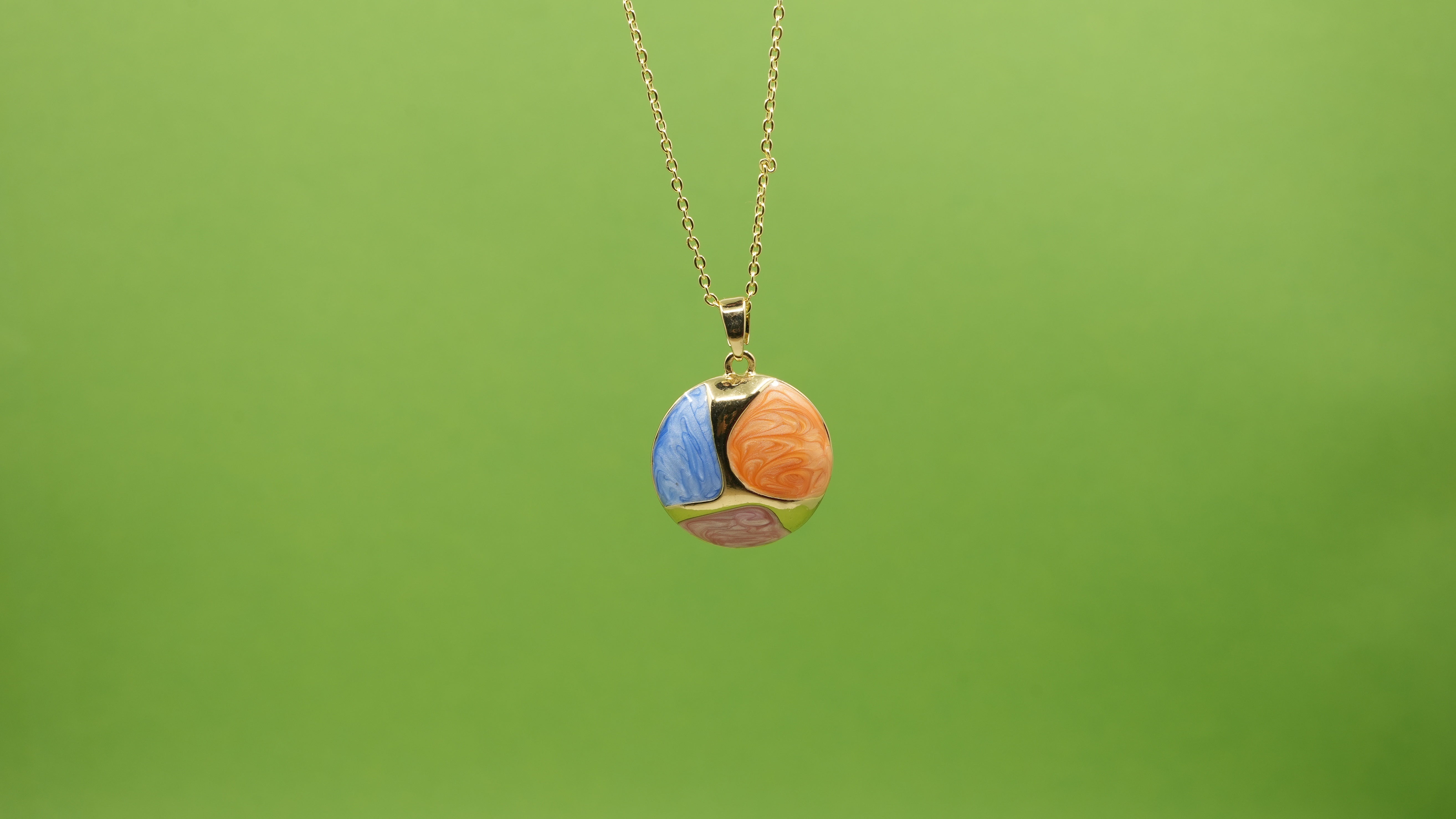 Sculpted Colours Necklace
