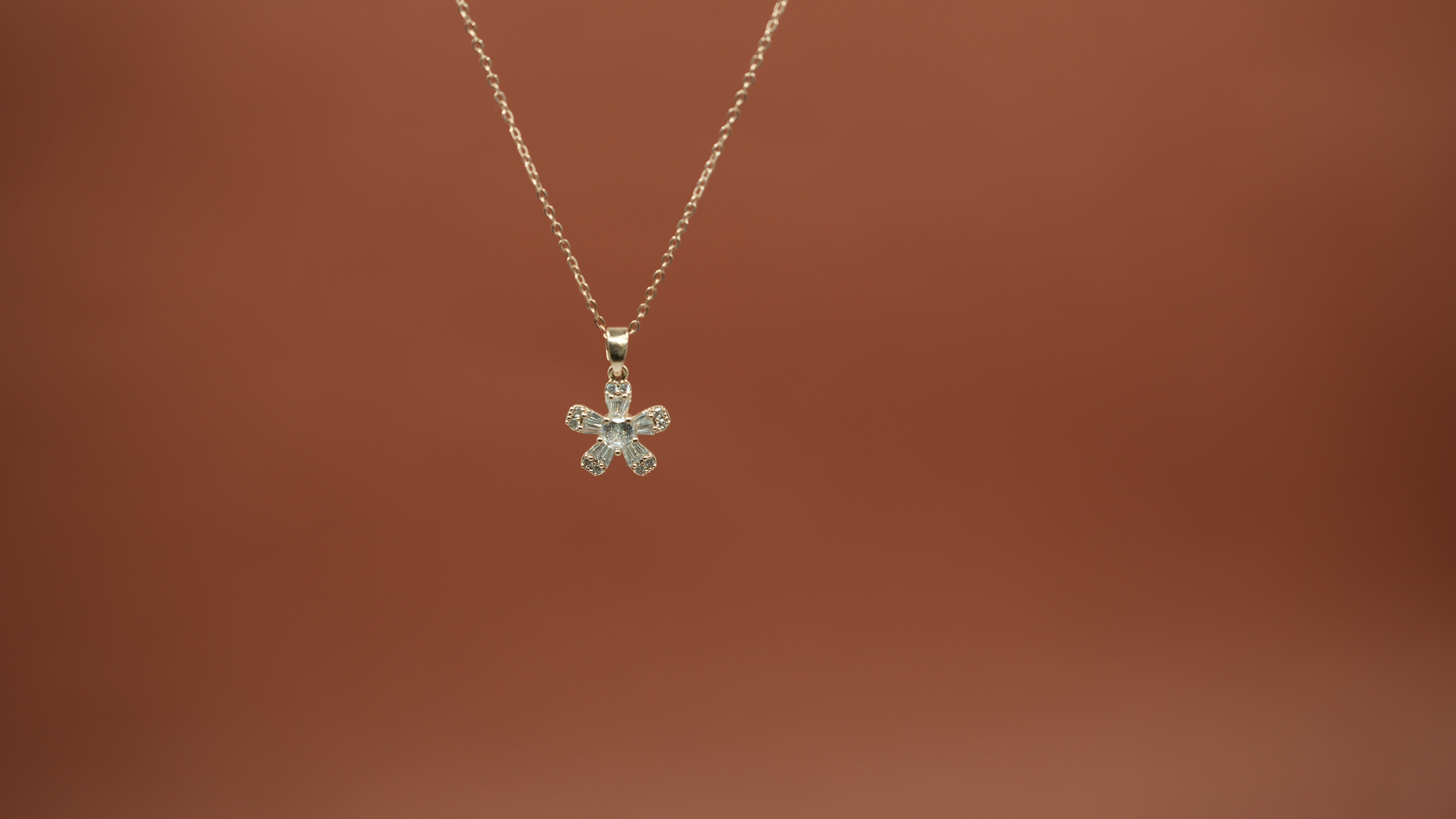 Botanic Bloom necklace