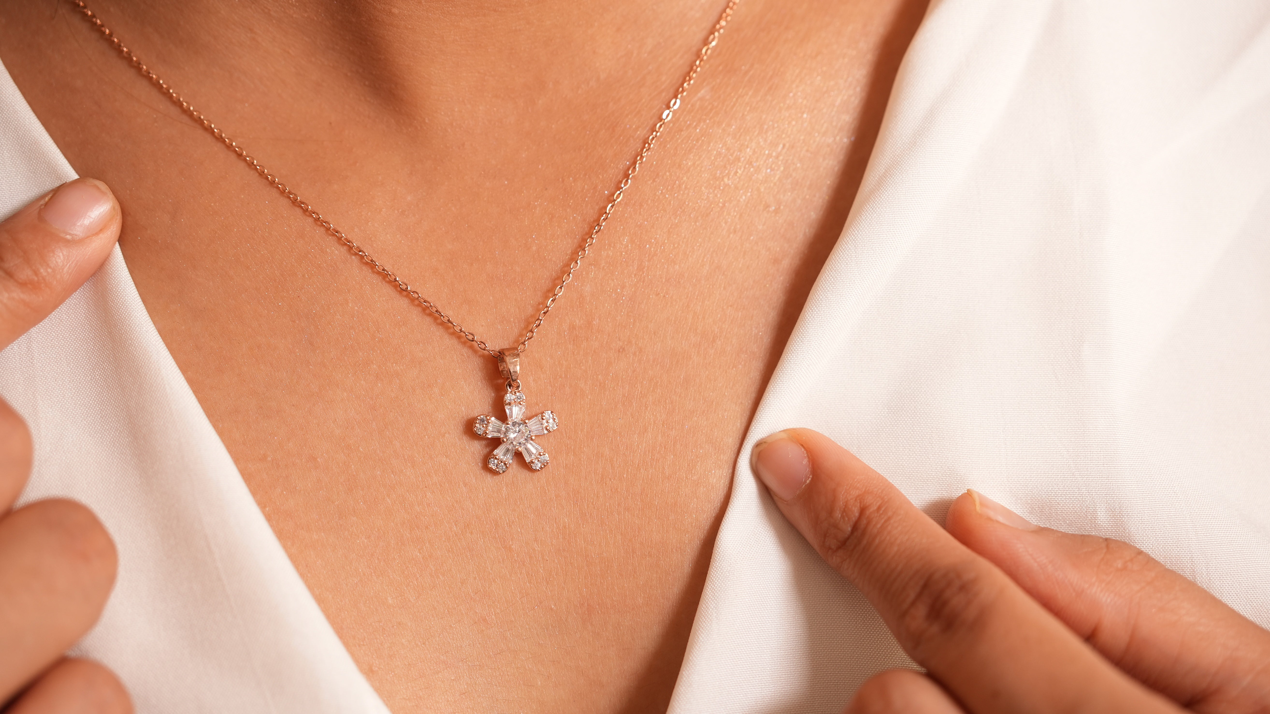 Botanic Bloom necklace