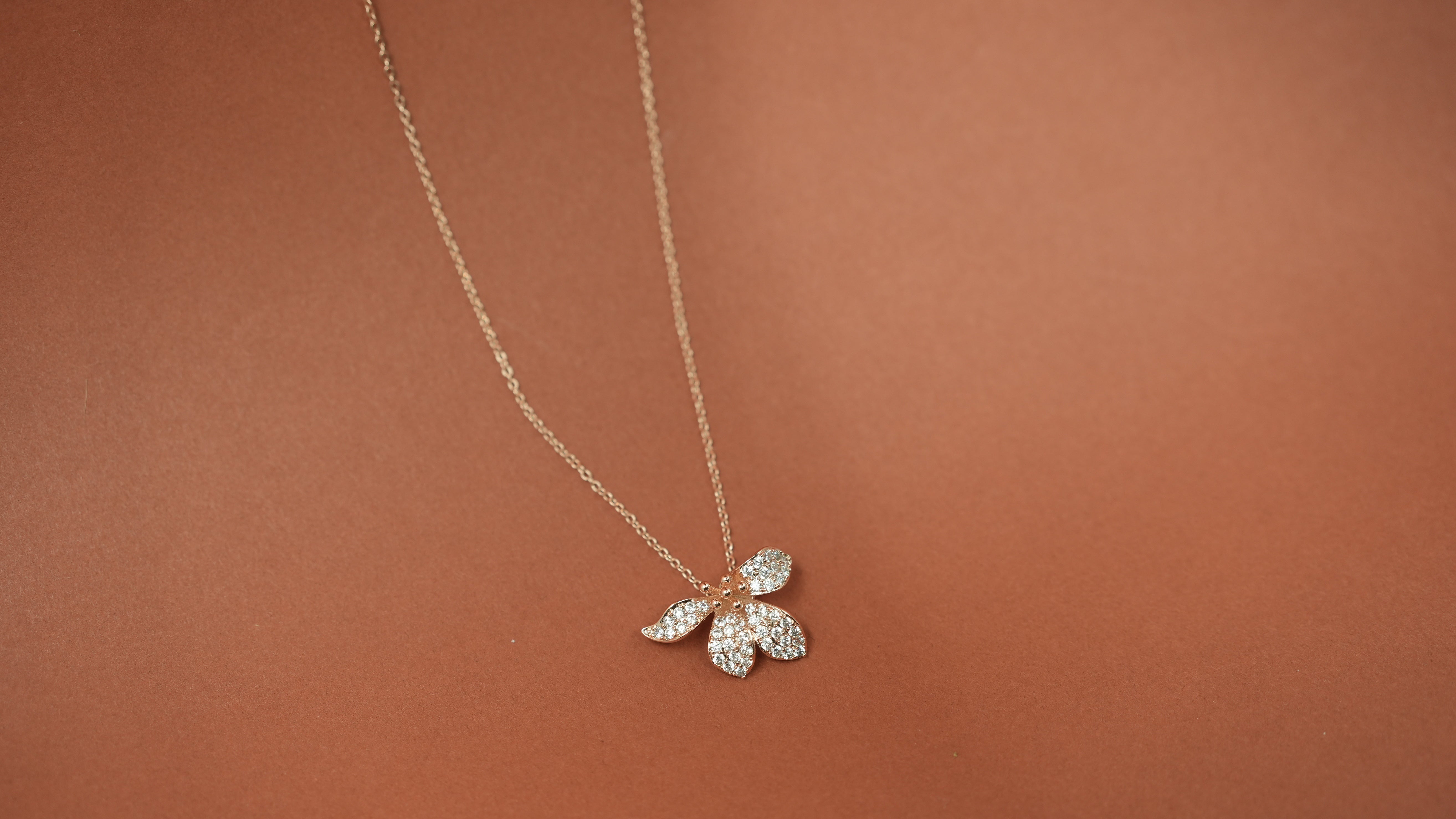 Buzz Bloom Necklace Rosegold