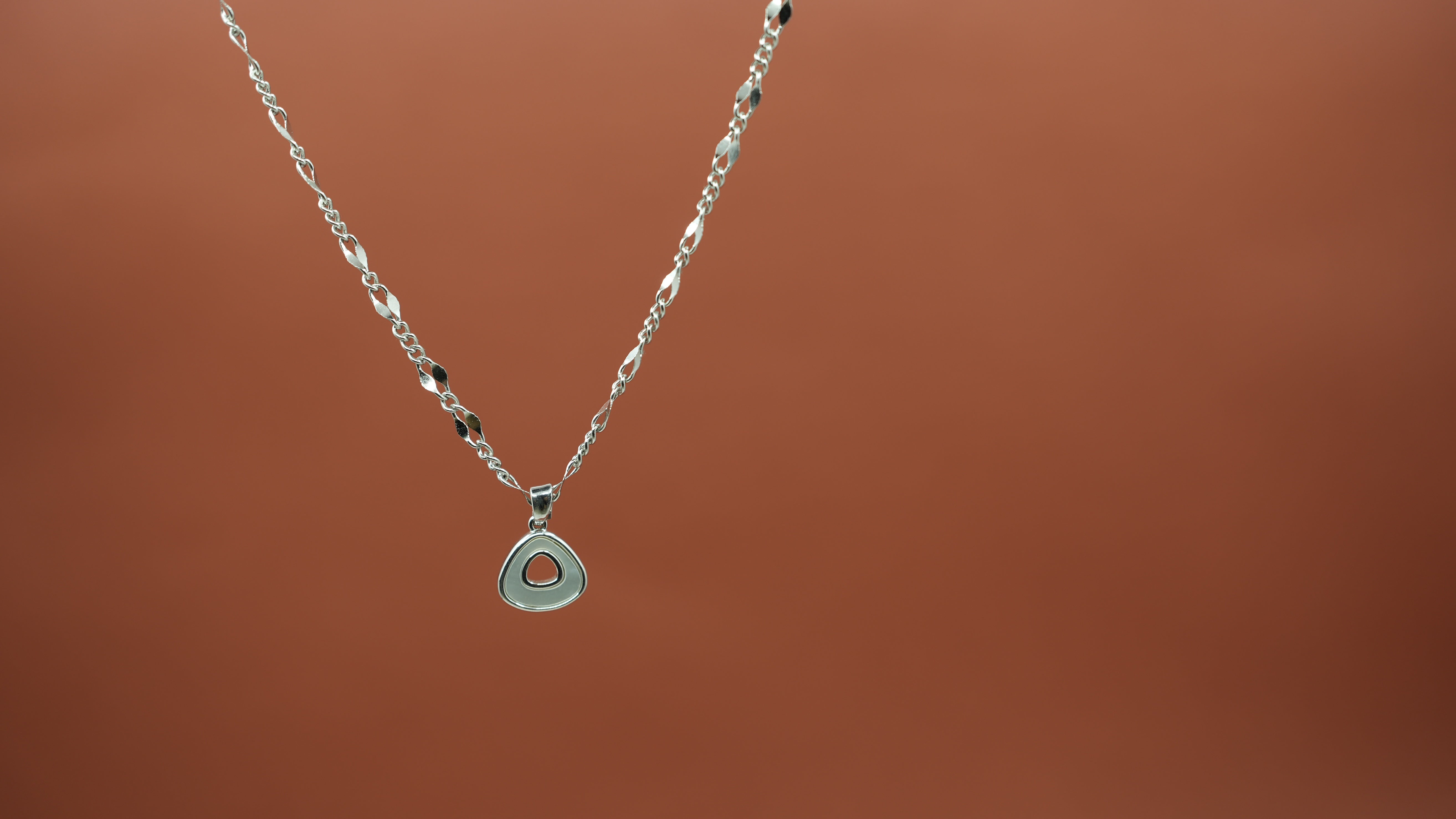 Trinity Shell Necklace