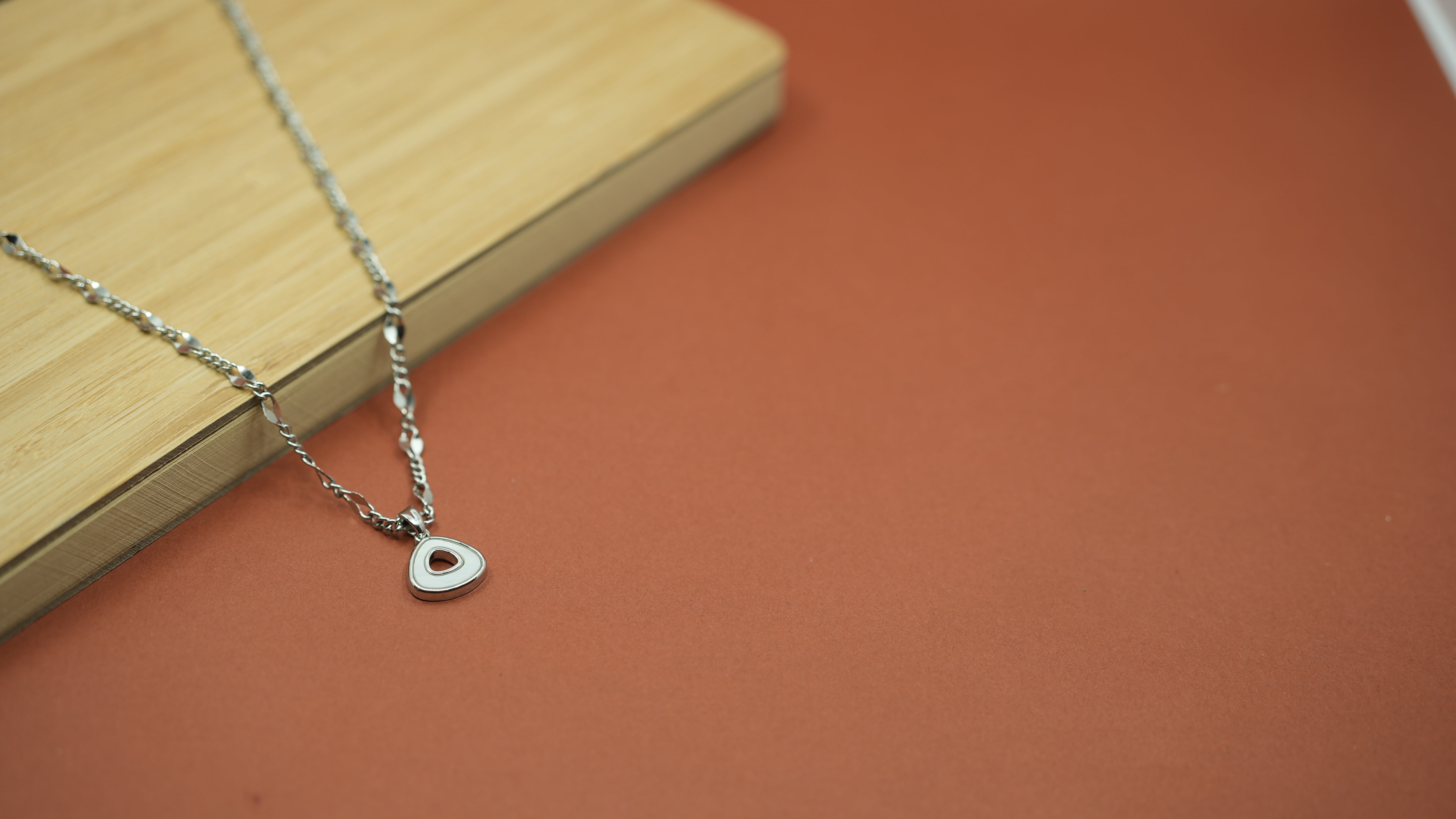 Trinity Shell Necklace