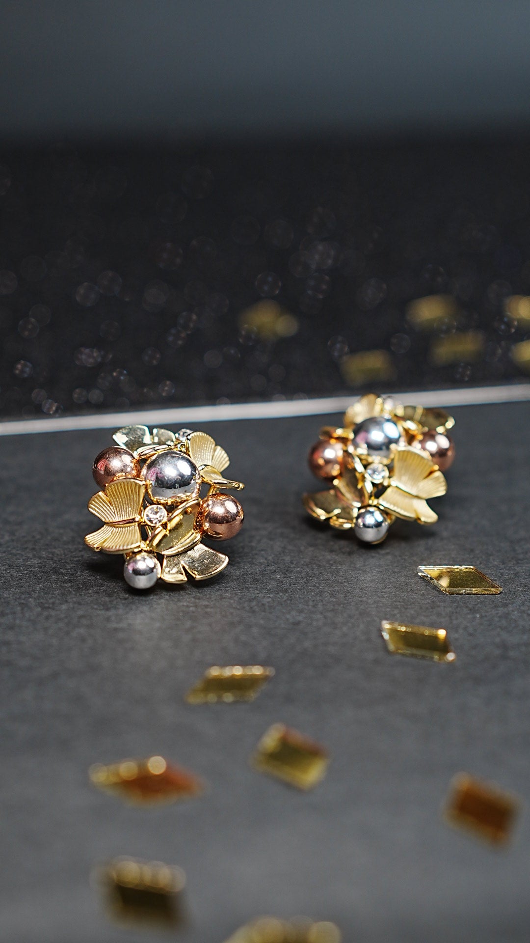 3 tone bloom flutter stud