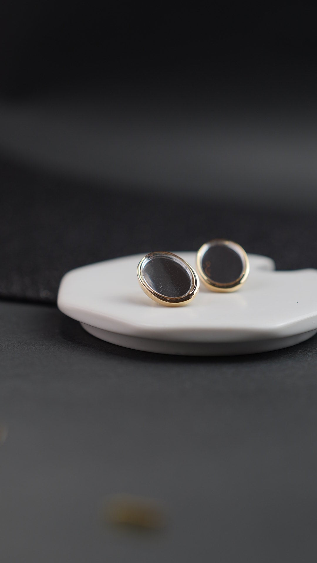 Mirror ovals