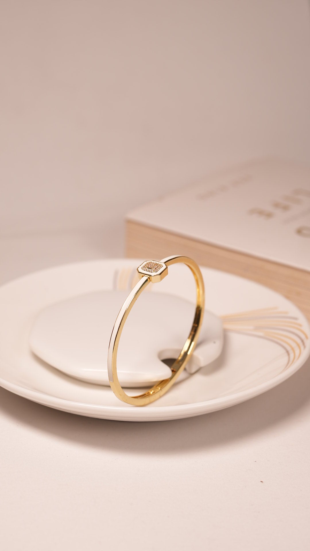 Ivory emblem bracelet