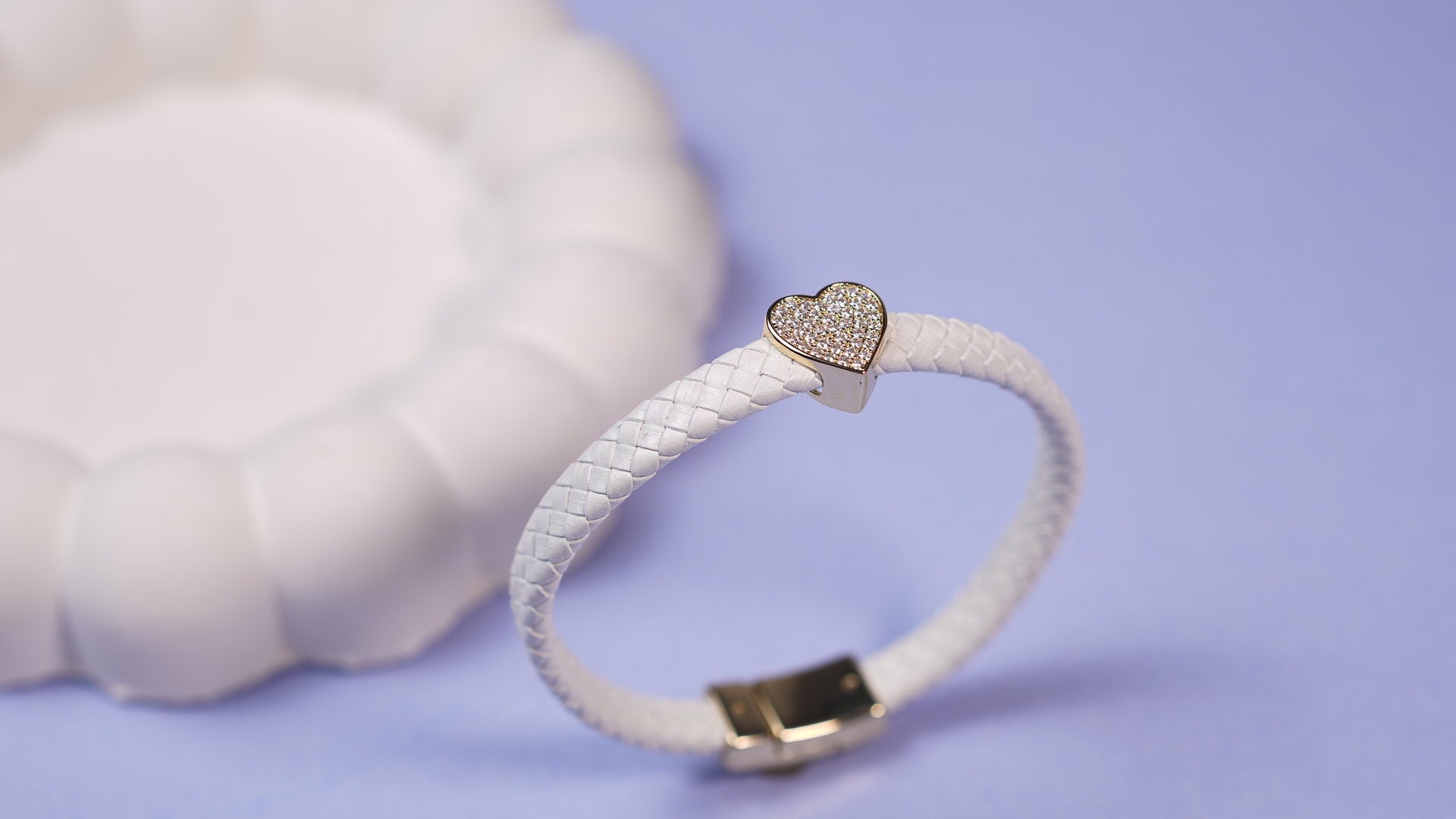Ivory leather bracelet