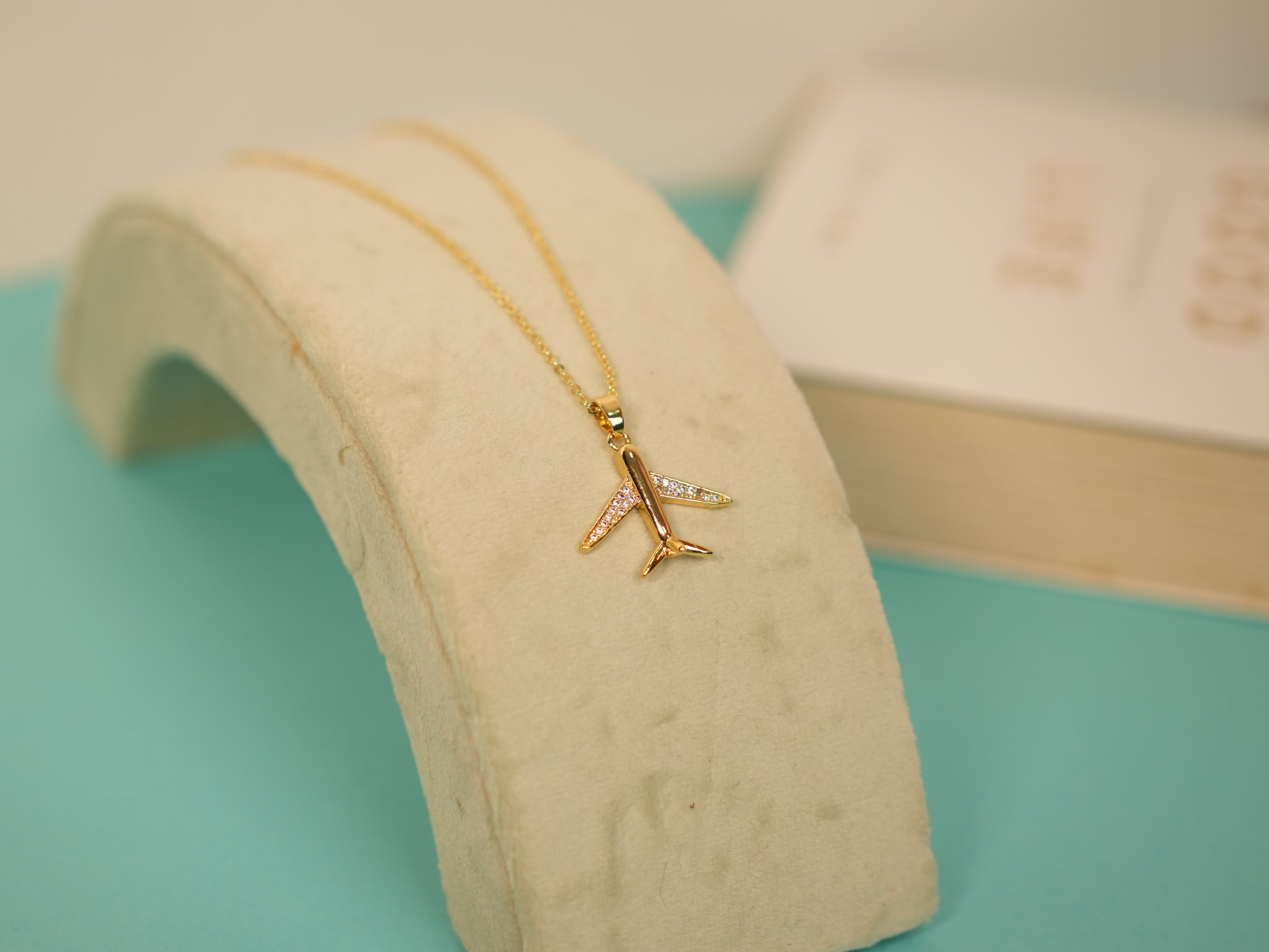 Jetset Jewel necklace