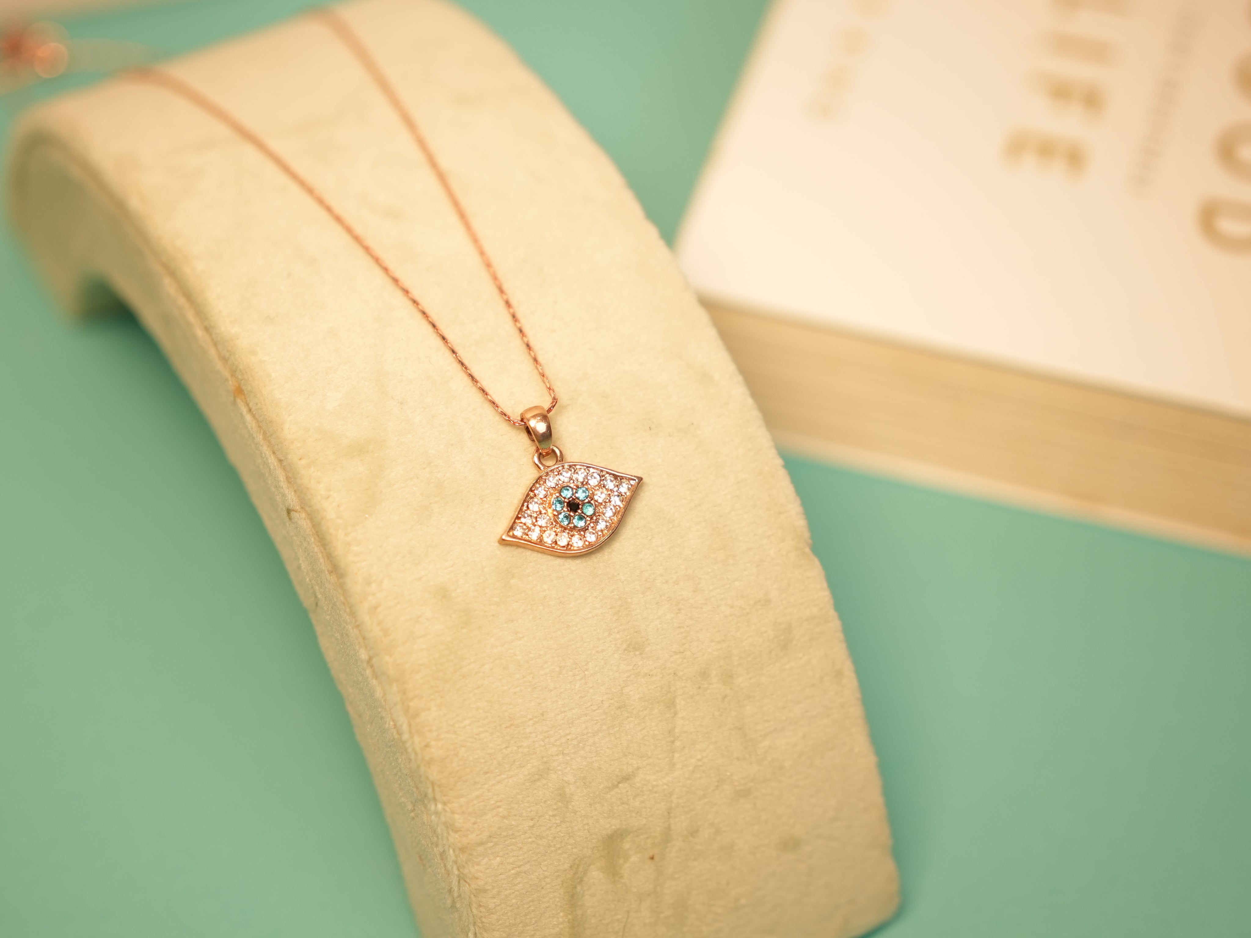 Halo Eye necklace