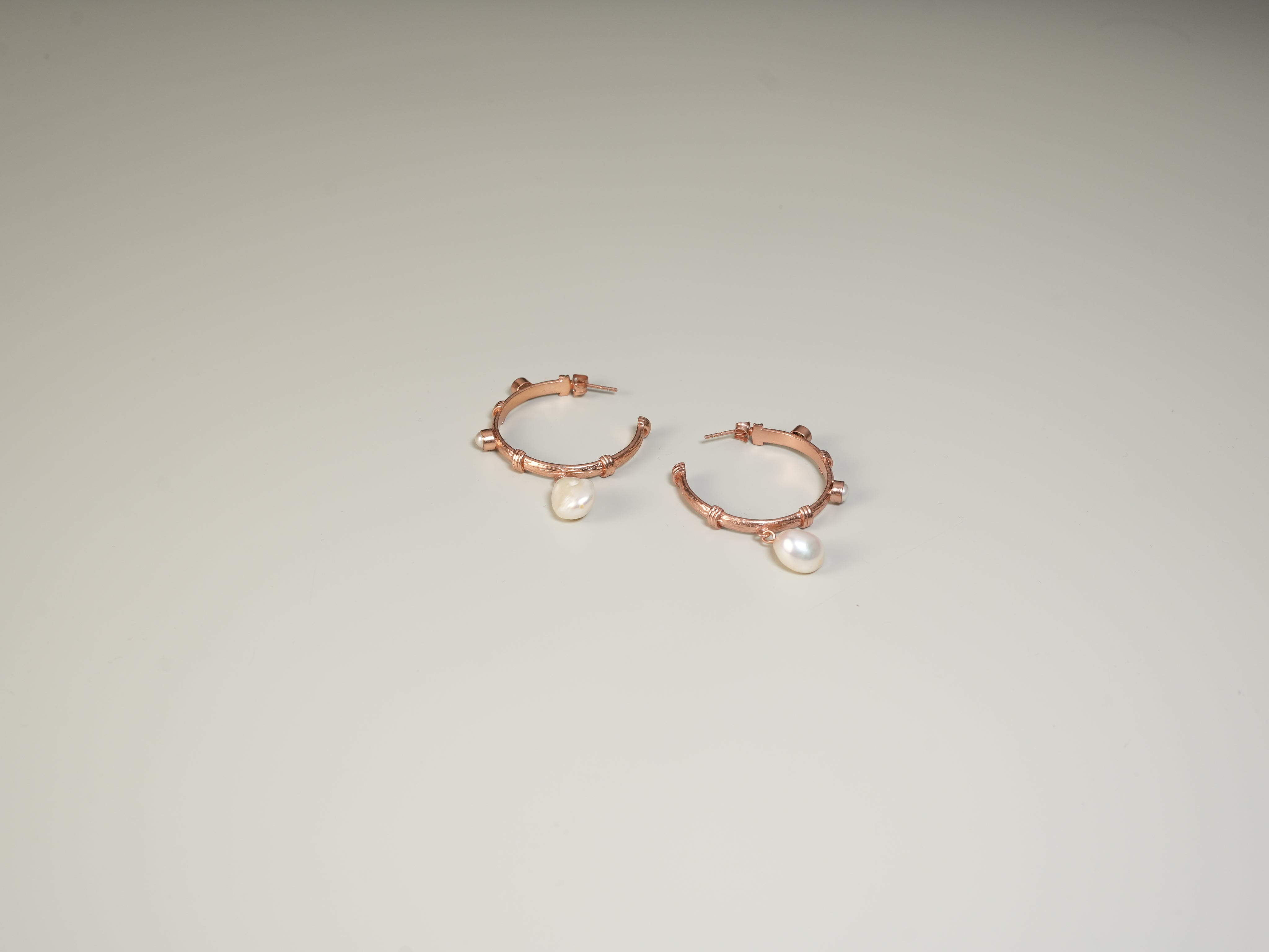 Pearl Rose Gold Hoop