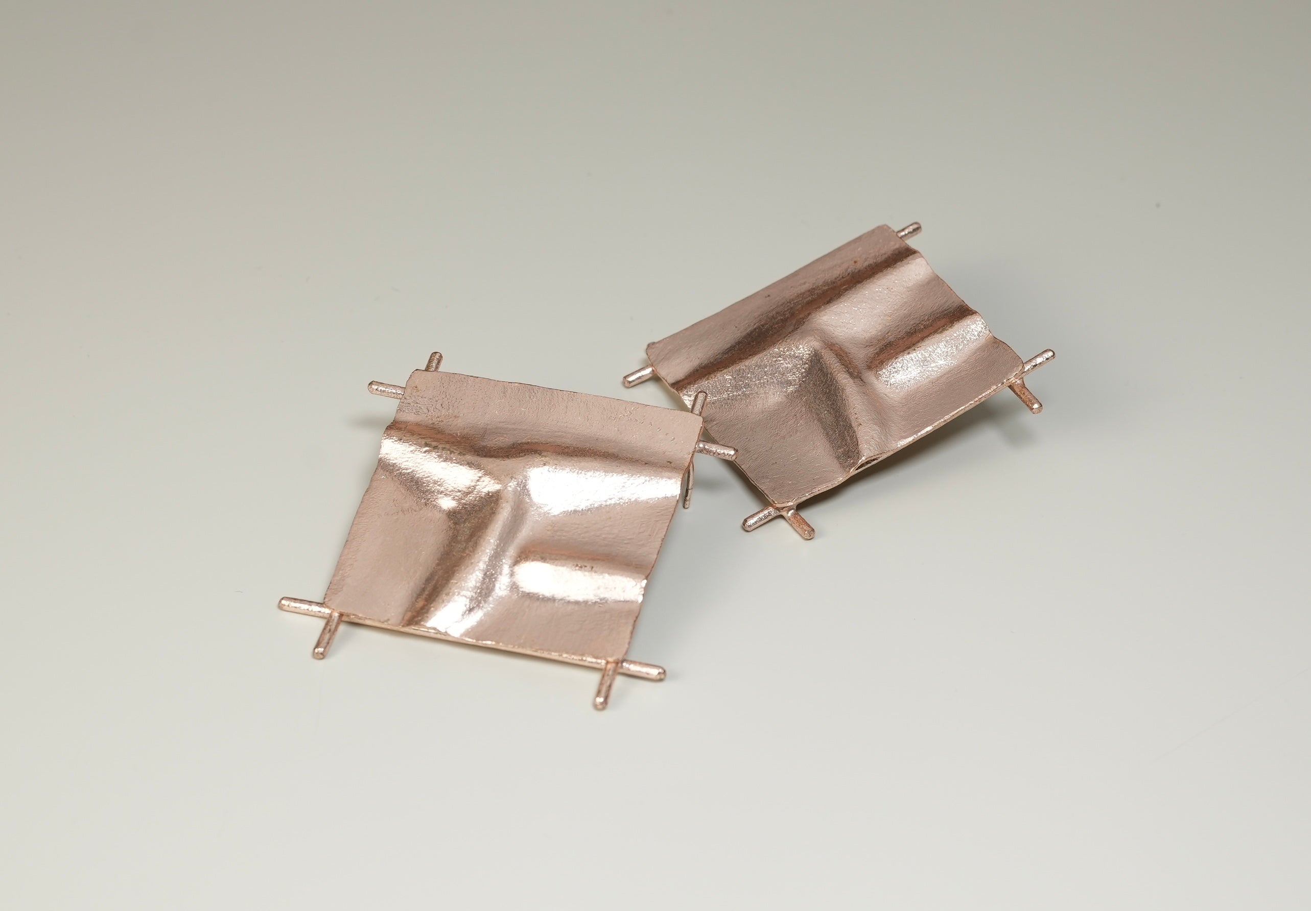 Frame rose gold