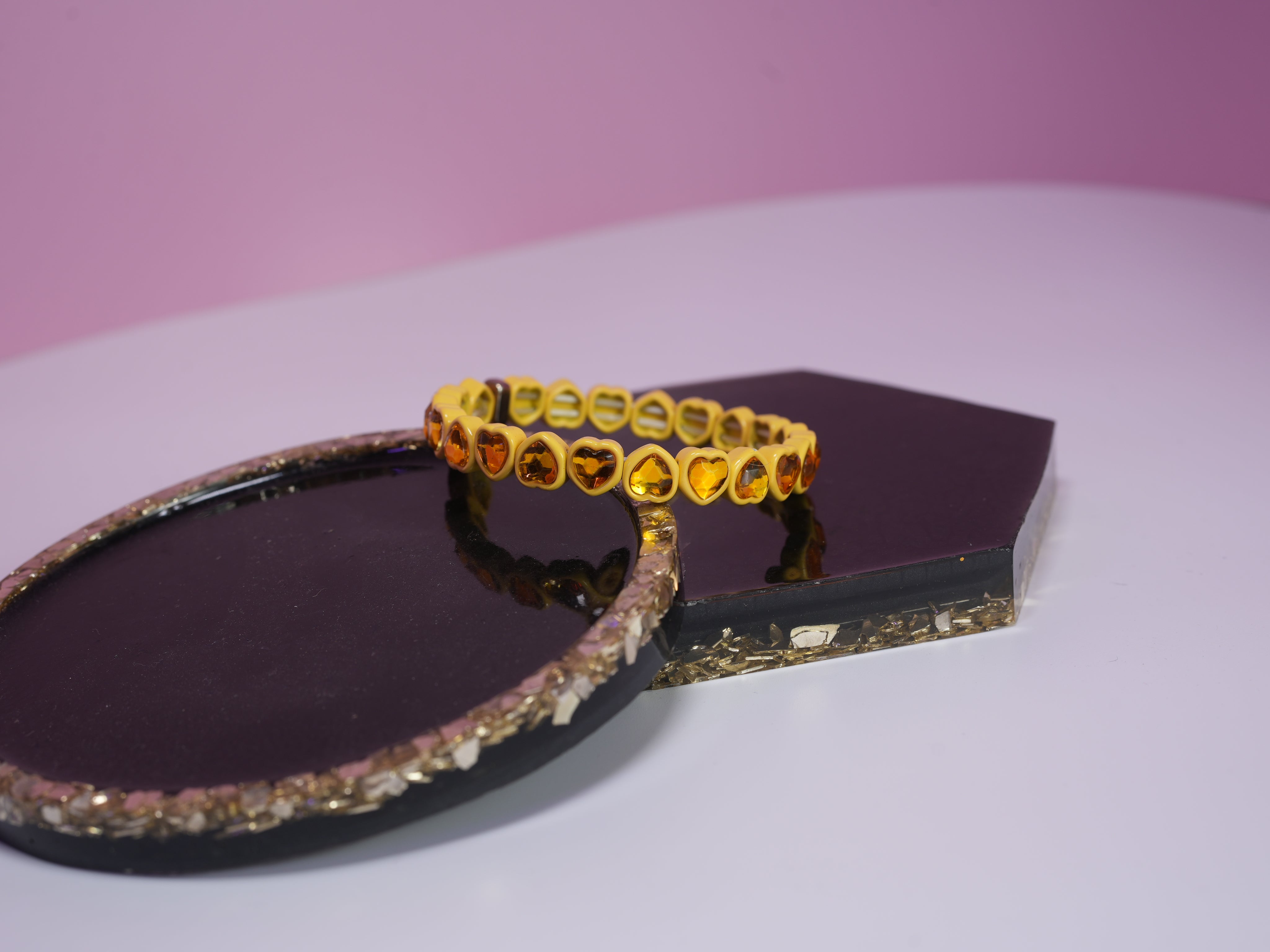 Heart elastic bracelet yellow