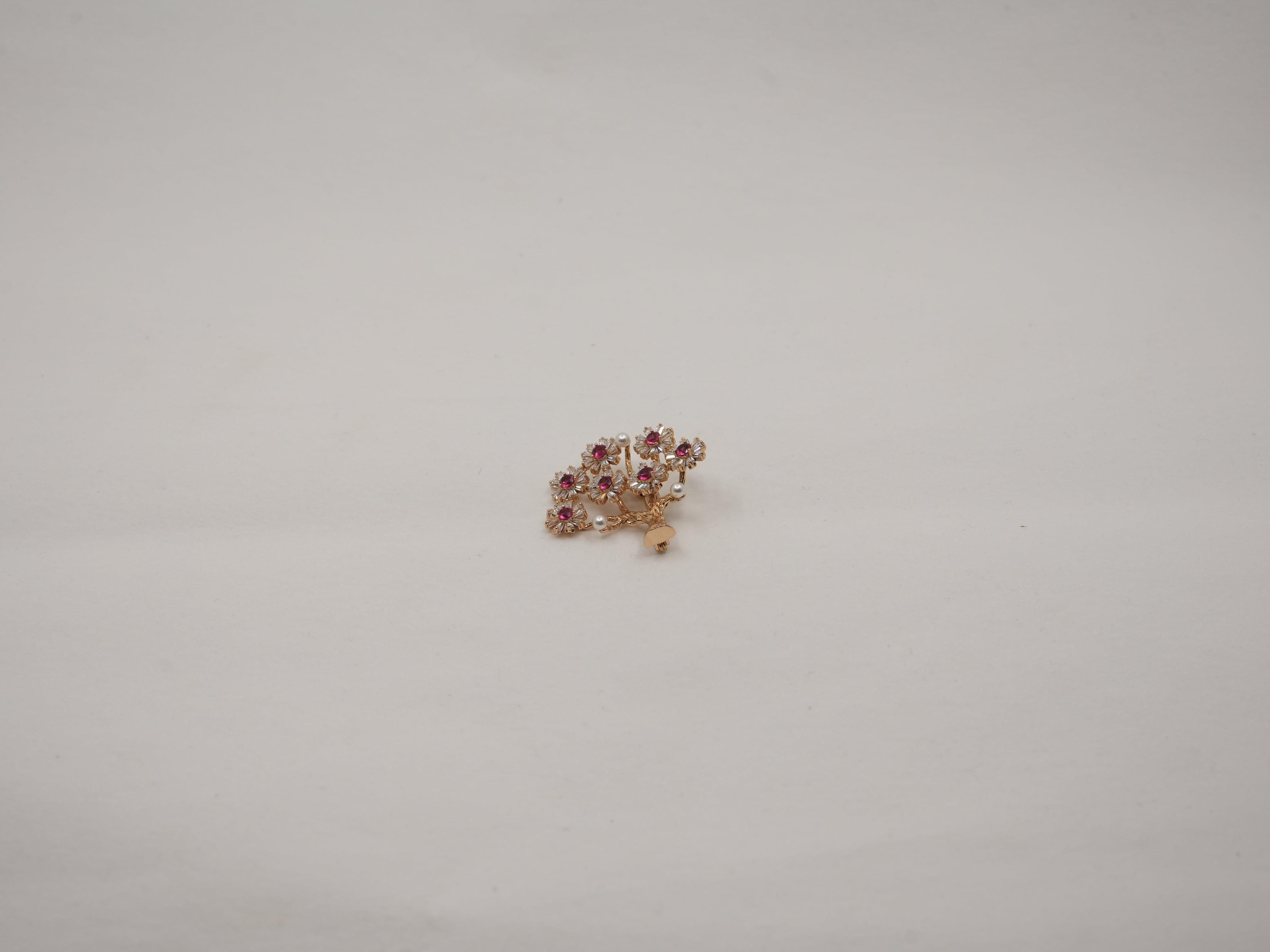Tree of flowers brooch