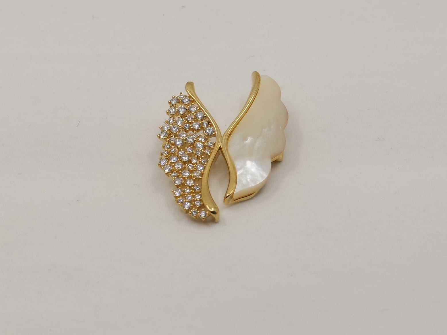 MOP studded angel wings brooch