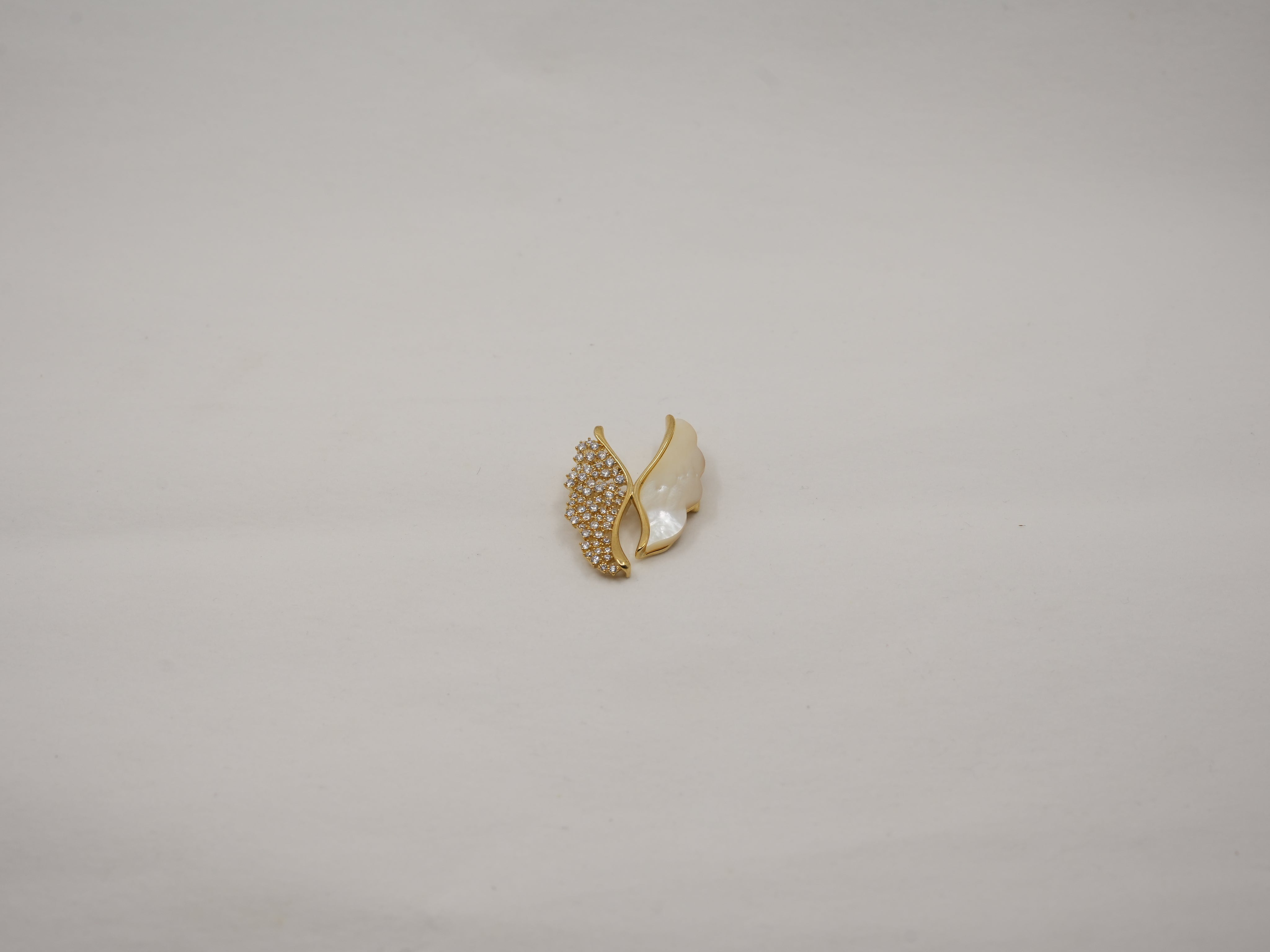 MOP studded angel wings brooch