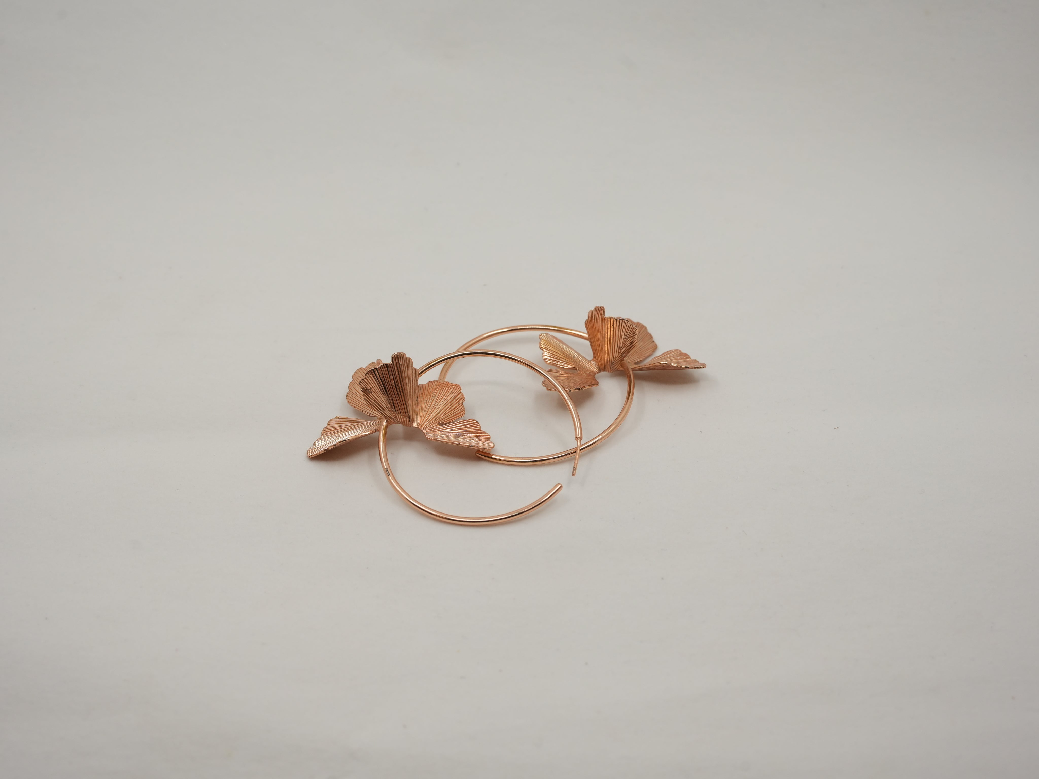 Floral hoop rose gold