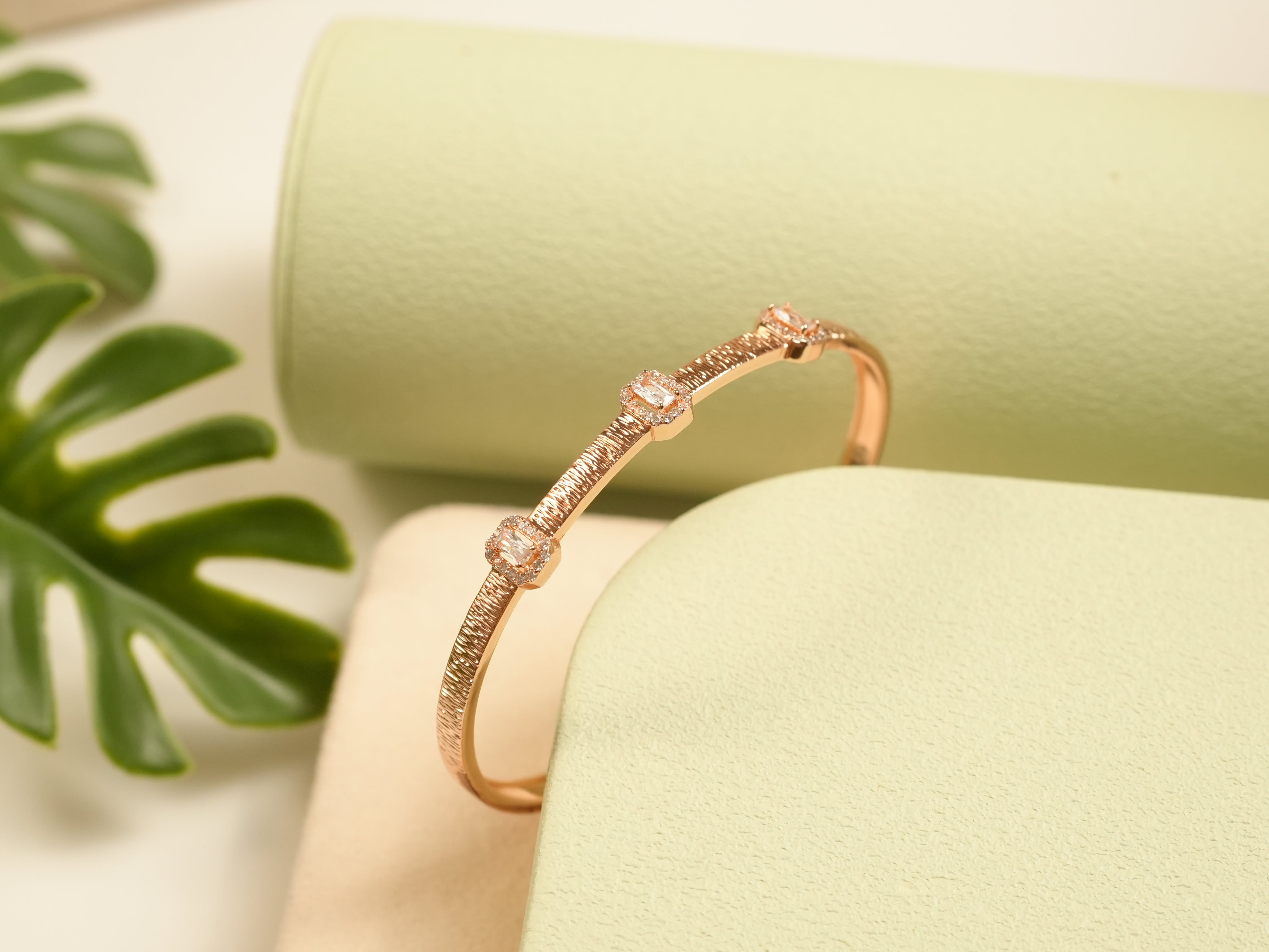 Rosegold Emerald Bracelet