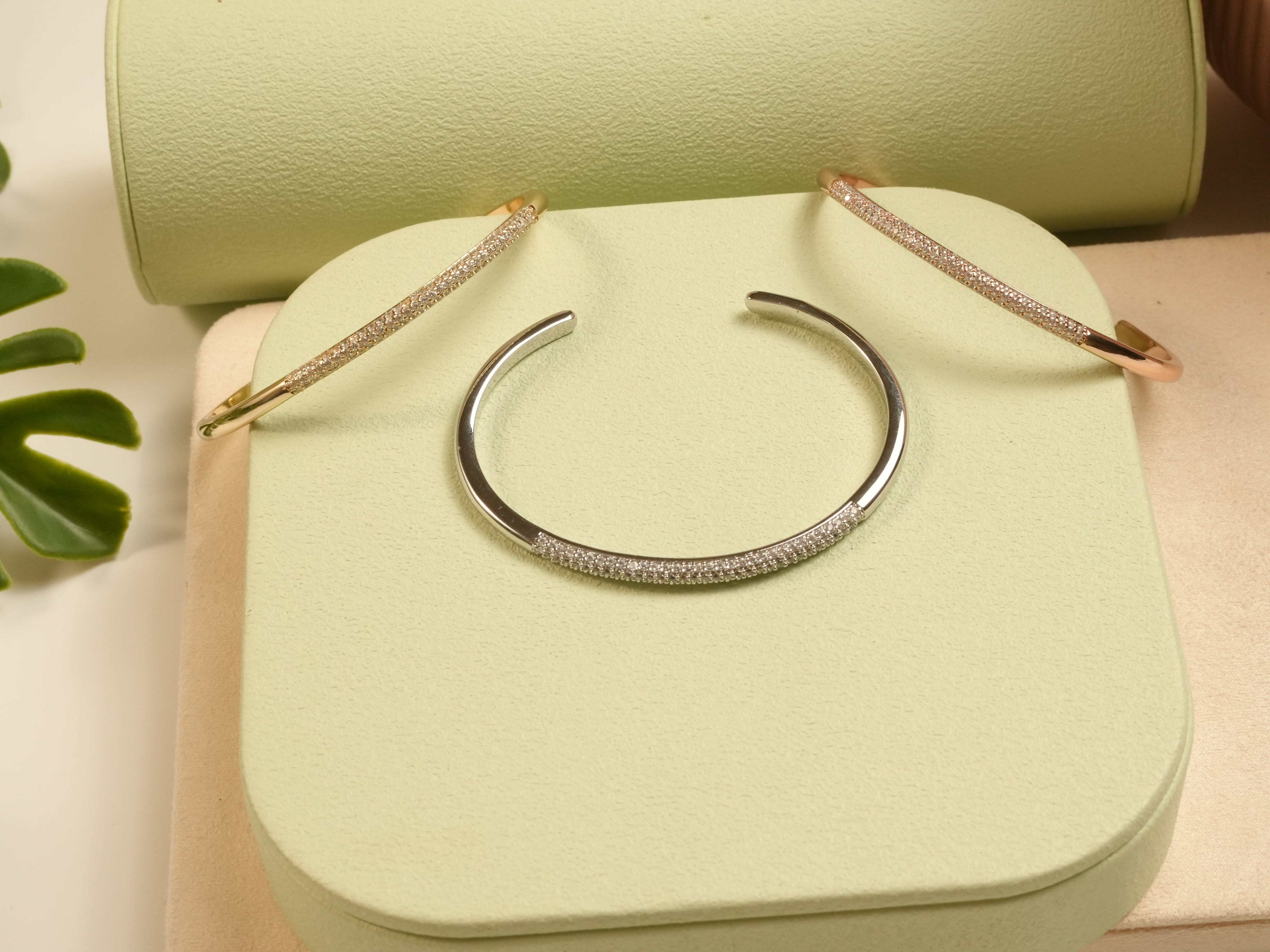 Gold Prism Spark Bracelet