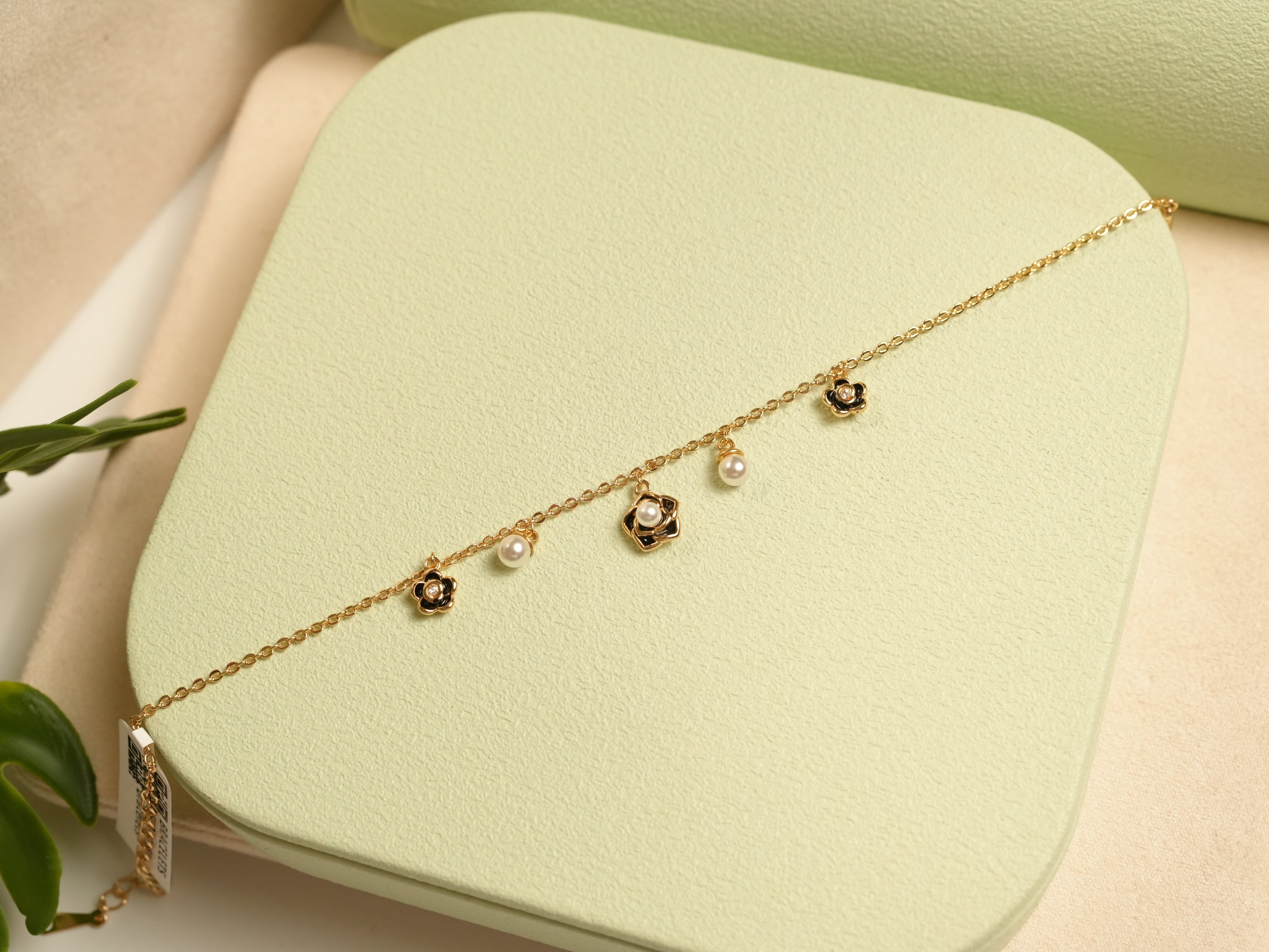 Charm flower