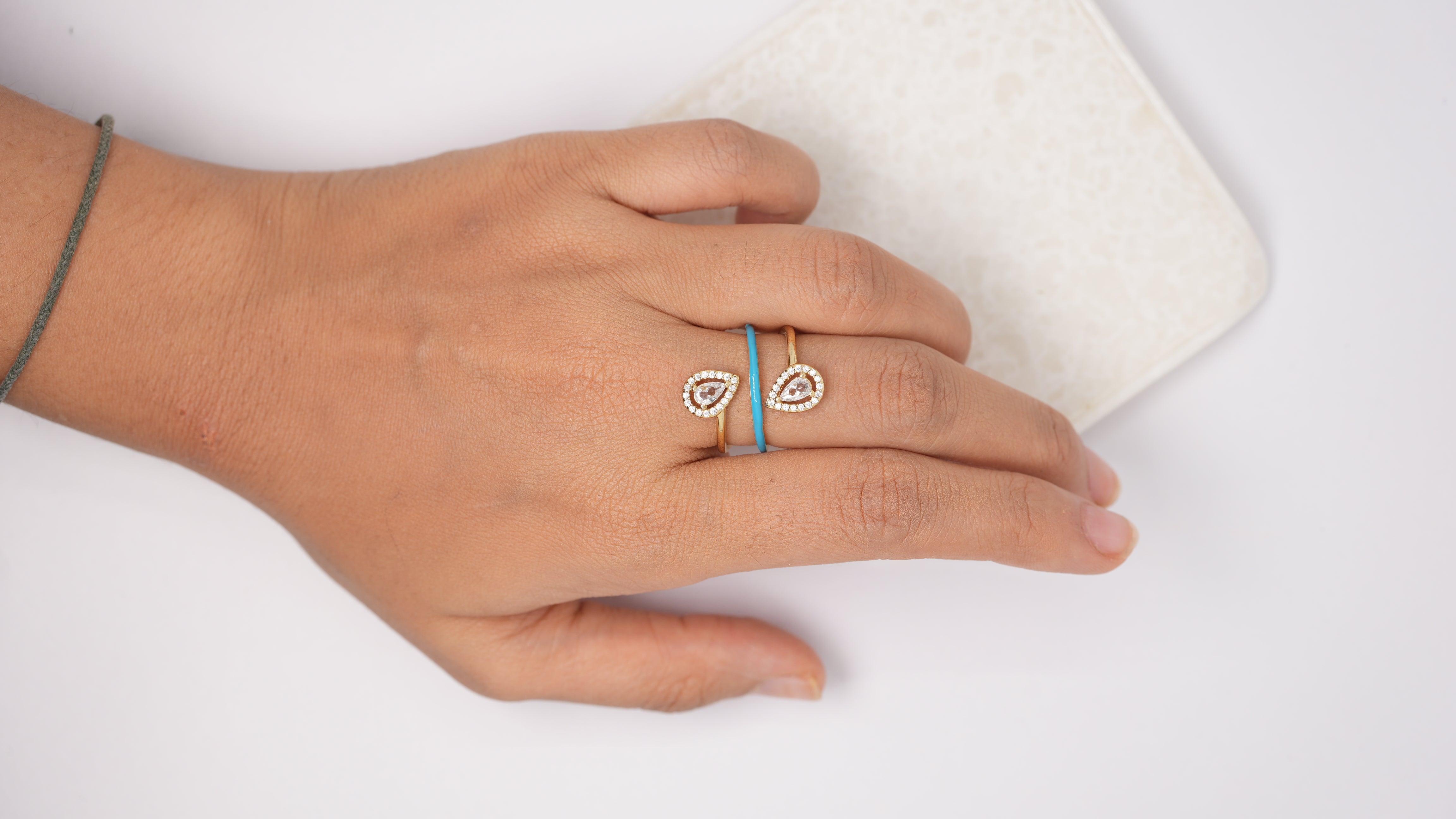 Ocean path ring