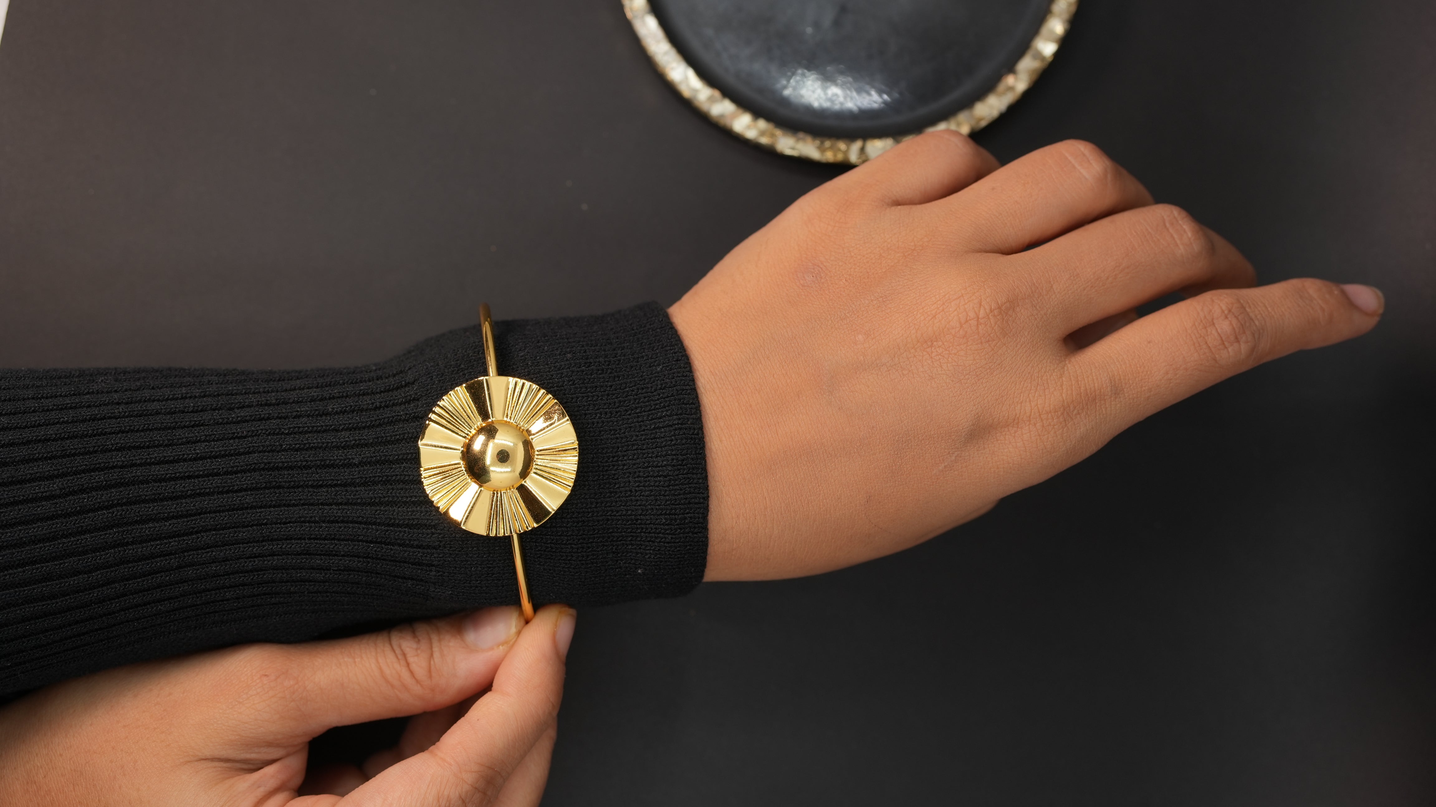 Lined Halo Cuff