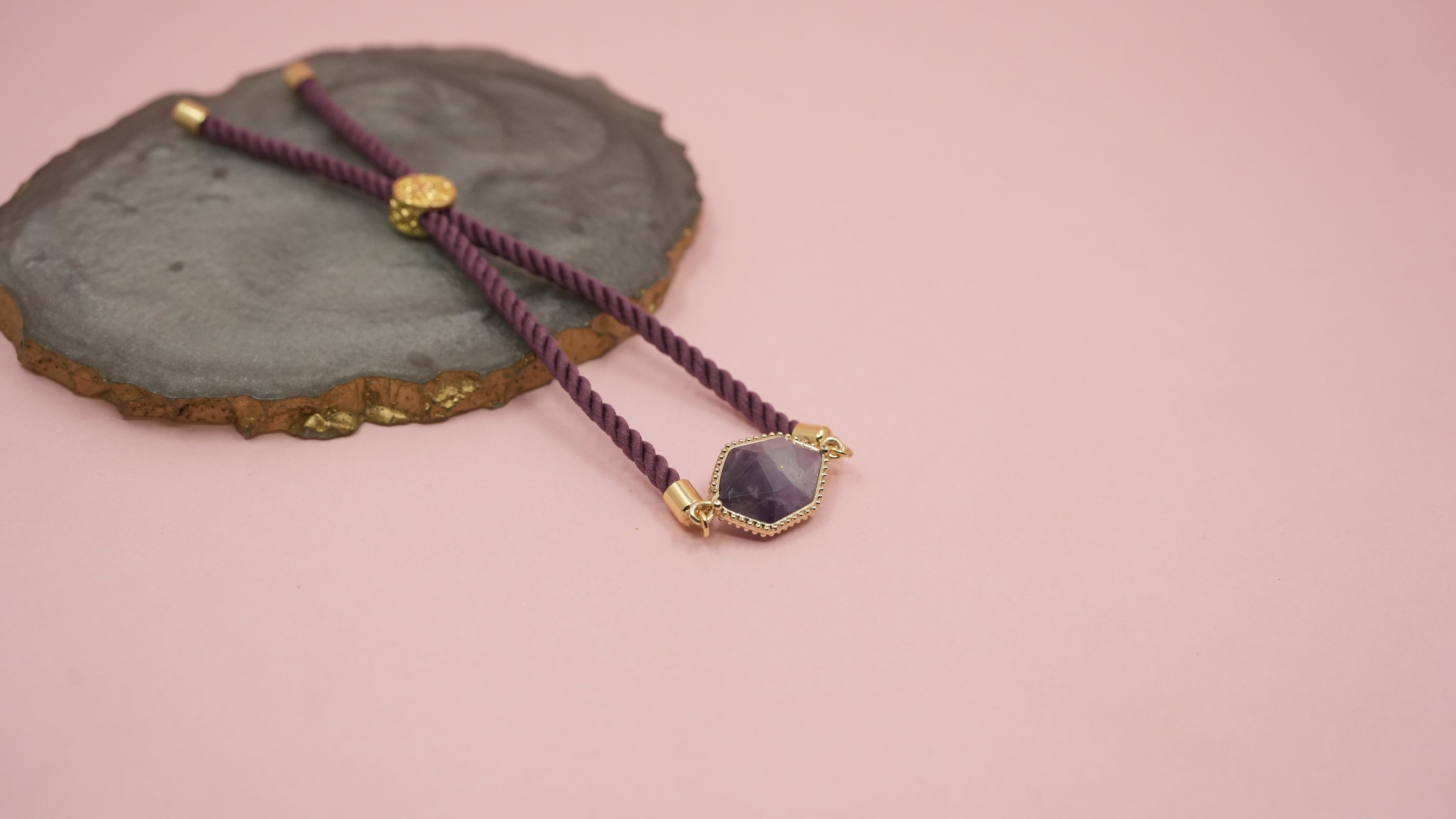 Diamond cut purple chord
