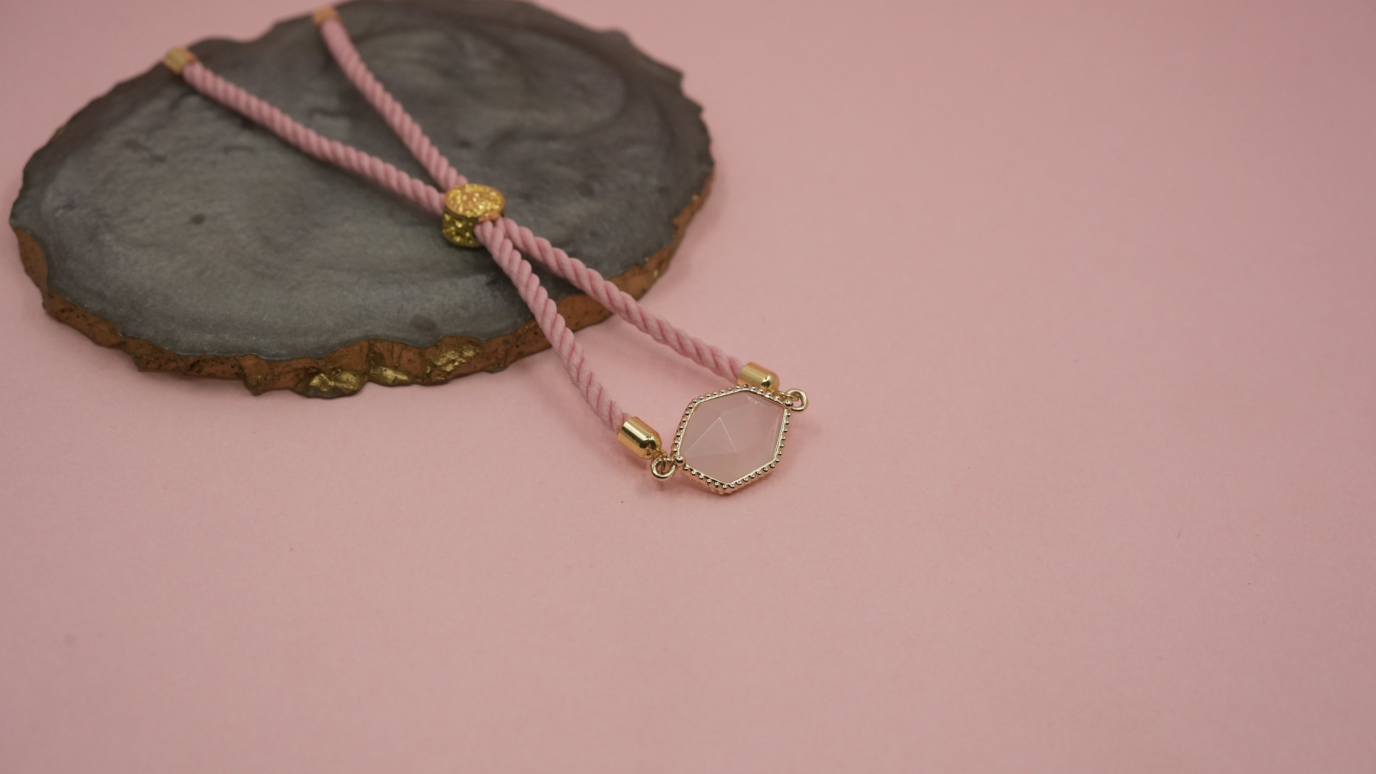 Diamond cut pink chord