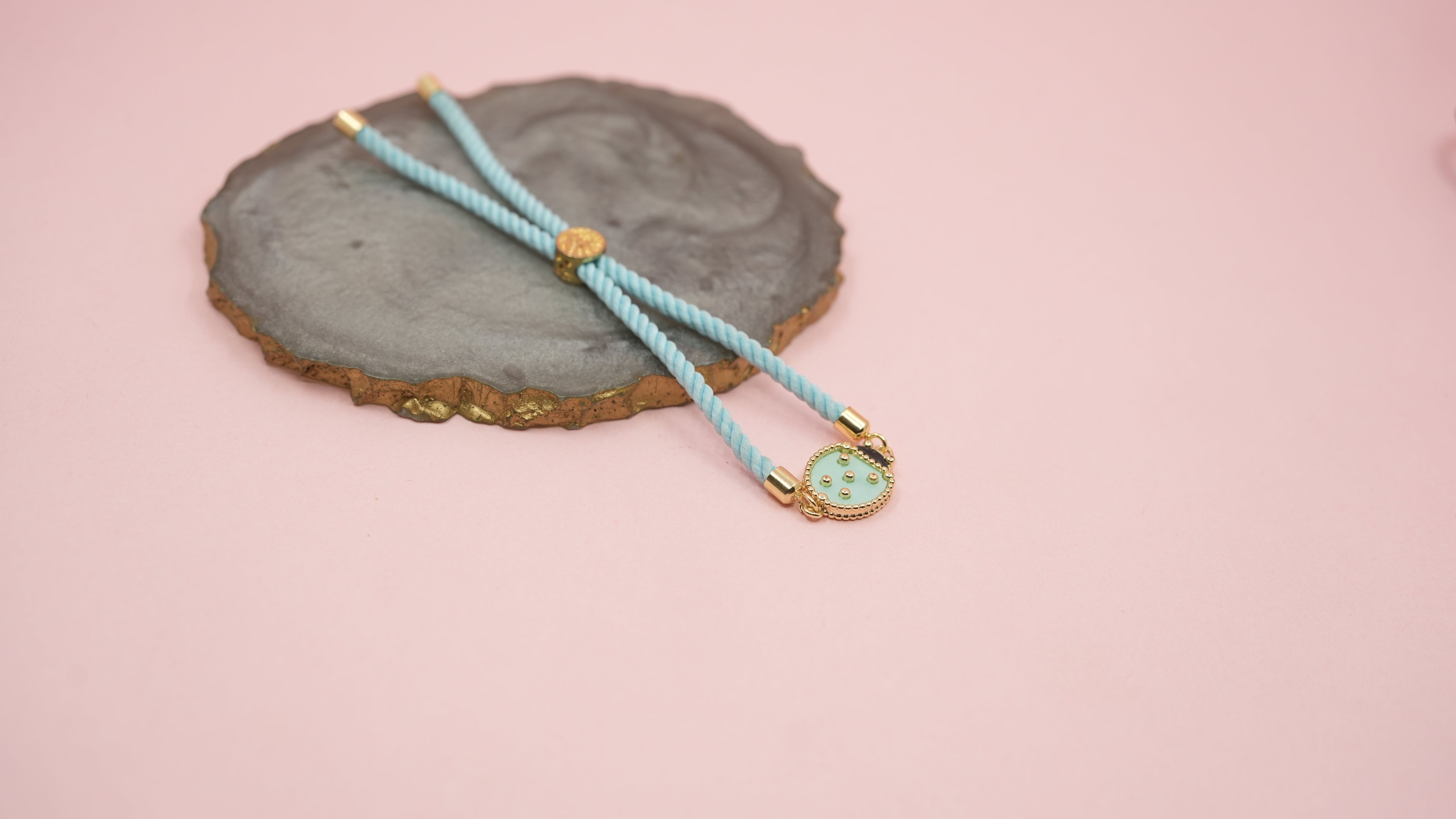 Skyie bee chord