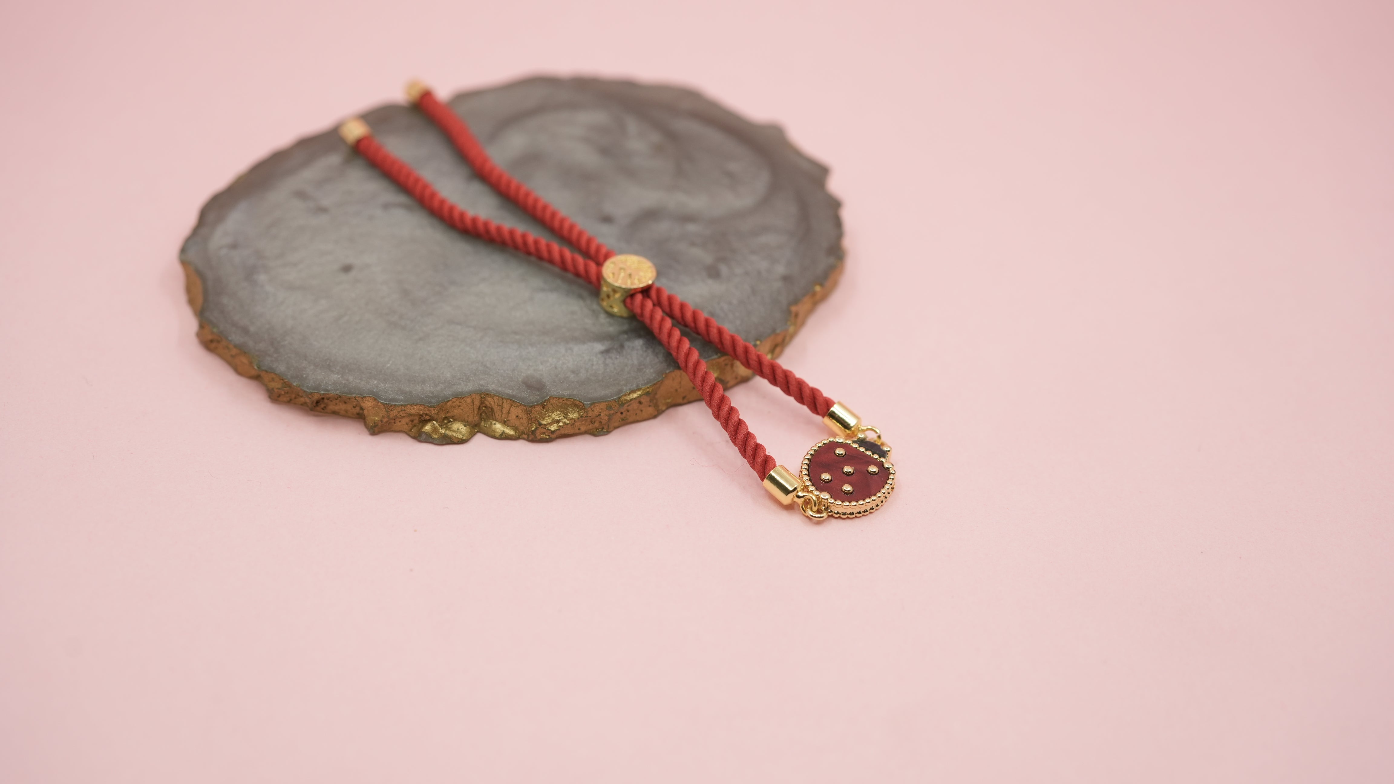 Red bee chord
