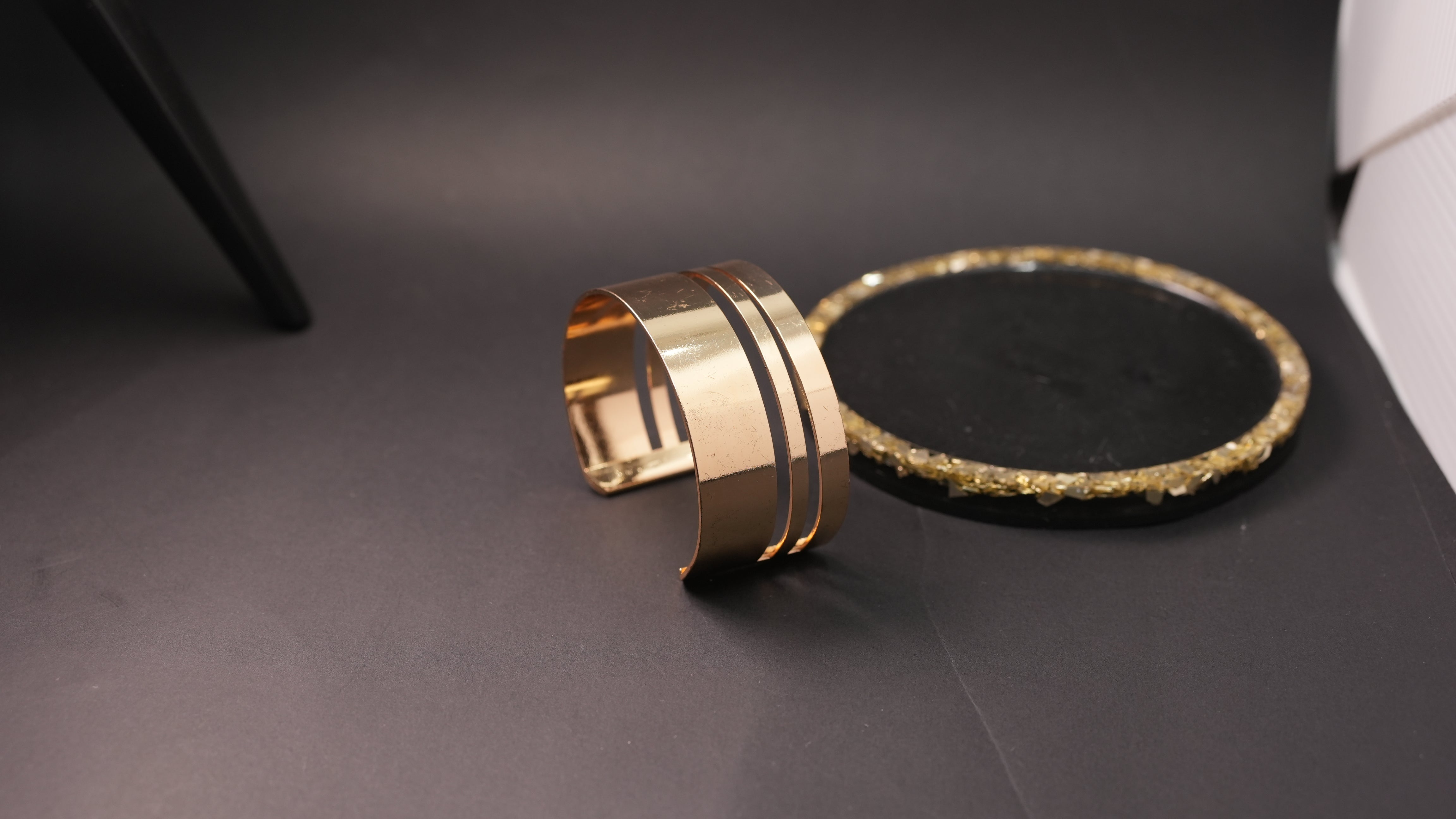 Tier cuff