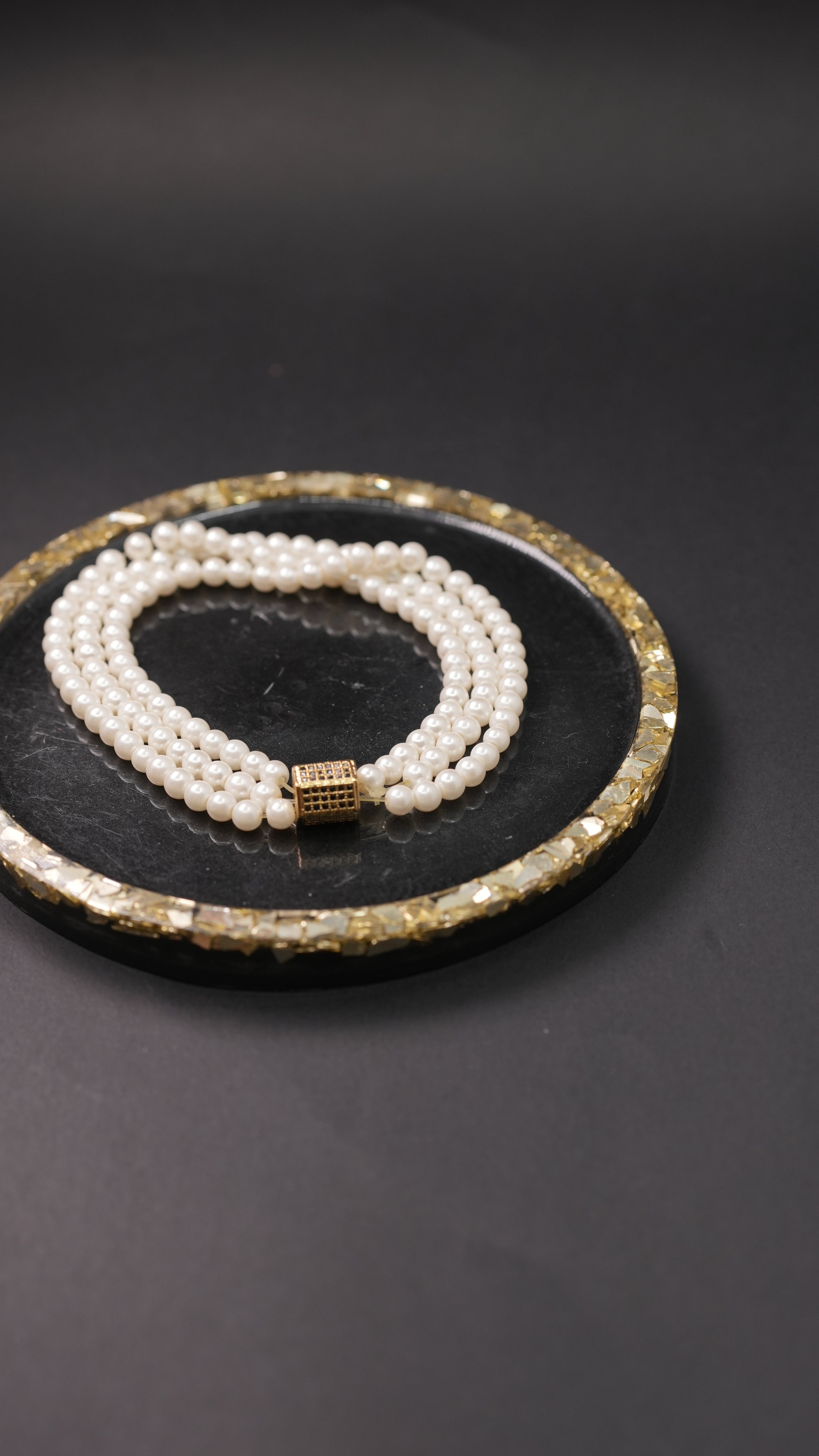 Cylindrical gold pearl