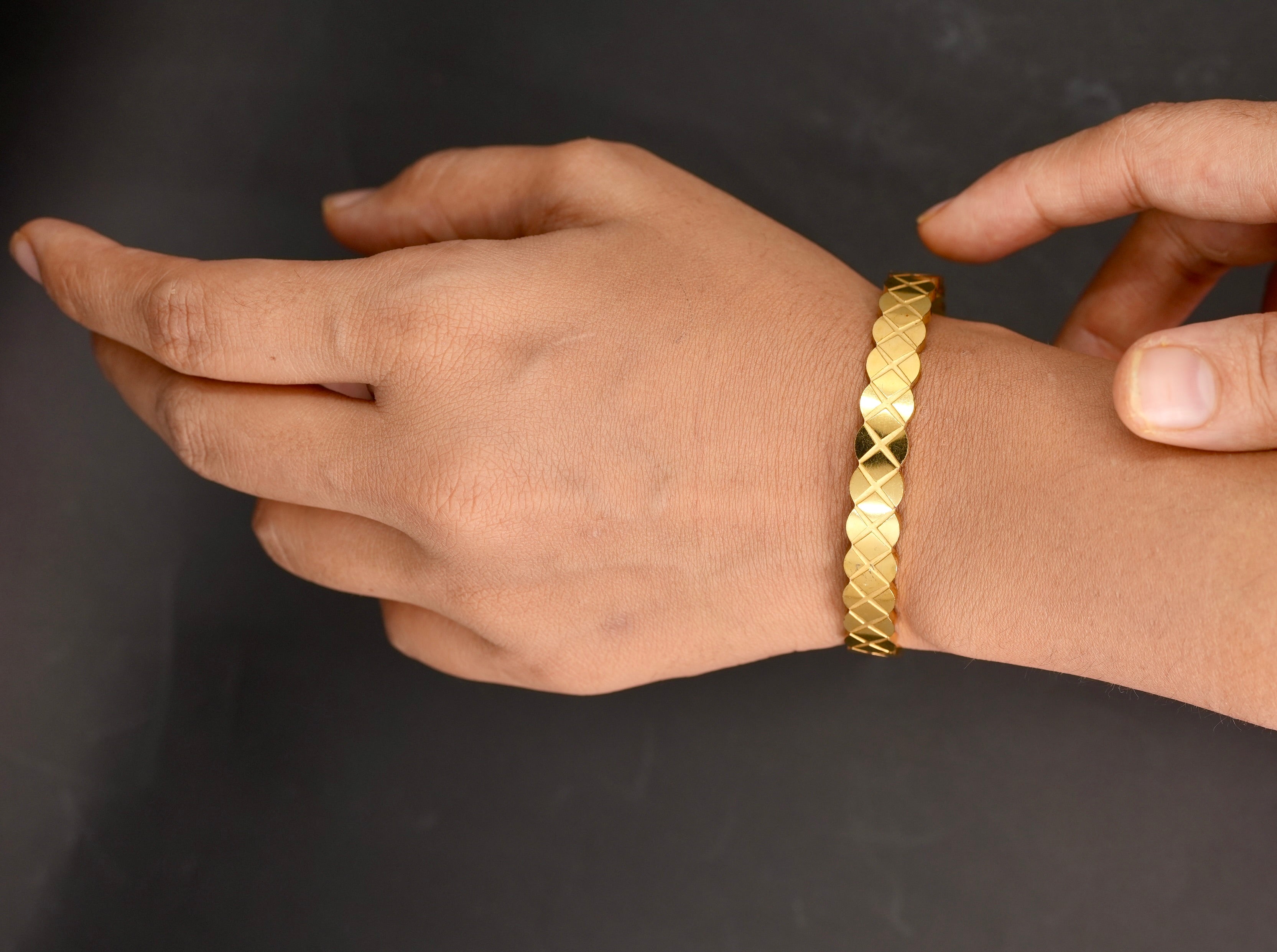 Criss cross cuff
