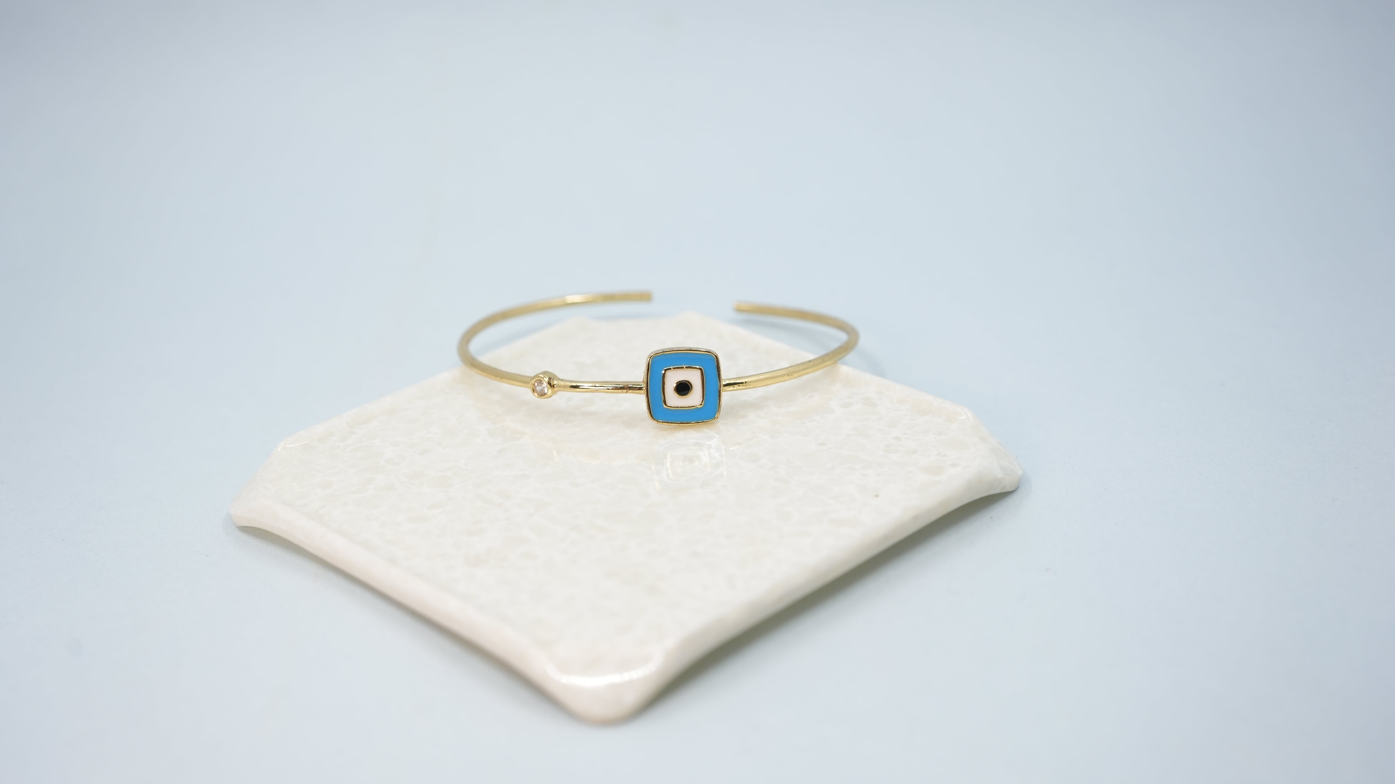 SQUARE BLUE CUFF